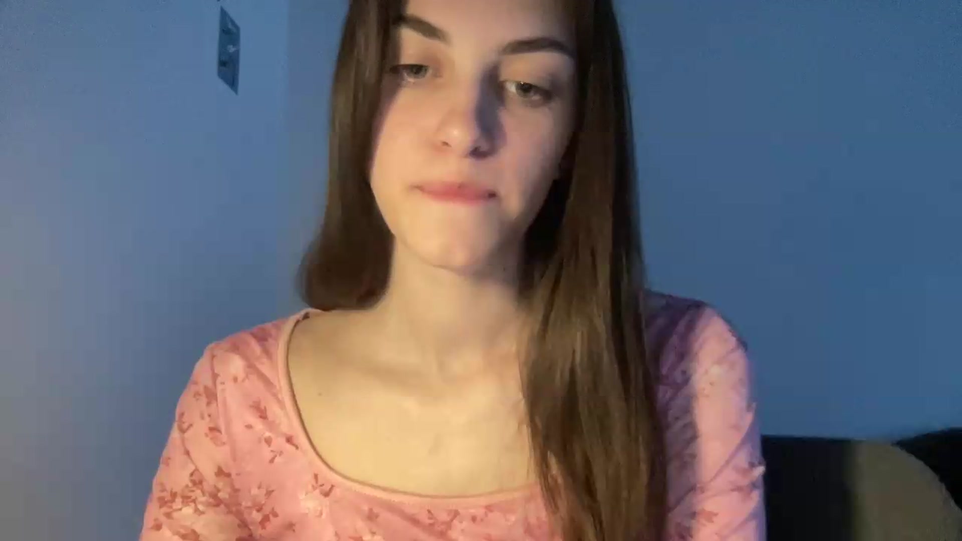 Gallery image thumbnail from Dashamoxy's myfreecams stream on, 05/18/2026, 17:42 image 19 of 20