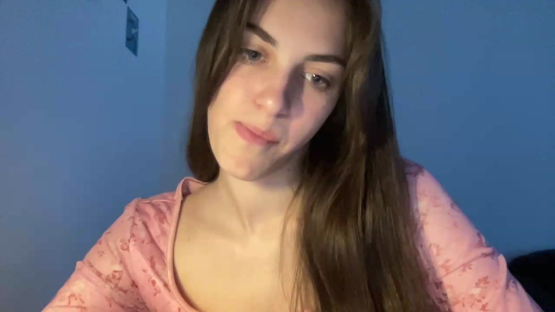 Gallery image thumbnail from Dashamoxy's myfreecams stream on, 05/18/2026, 17:42 image 9 of 20