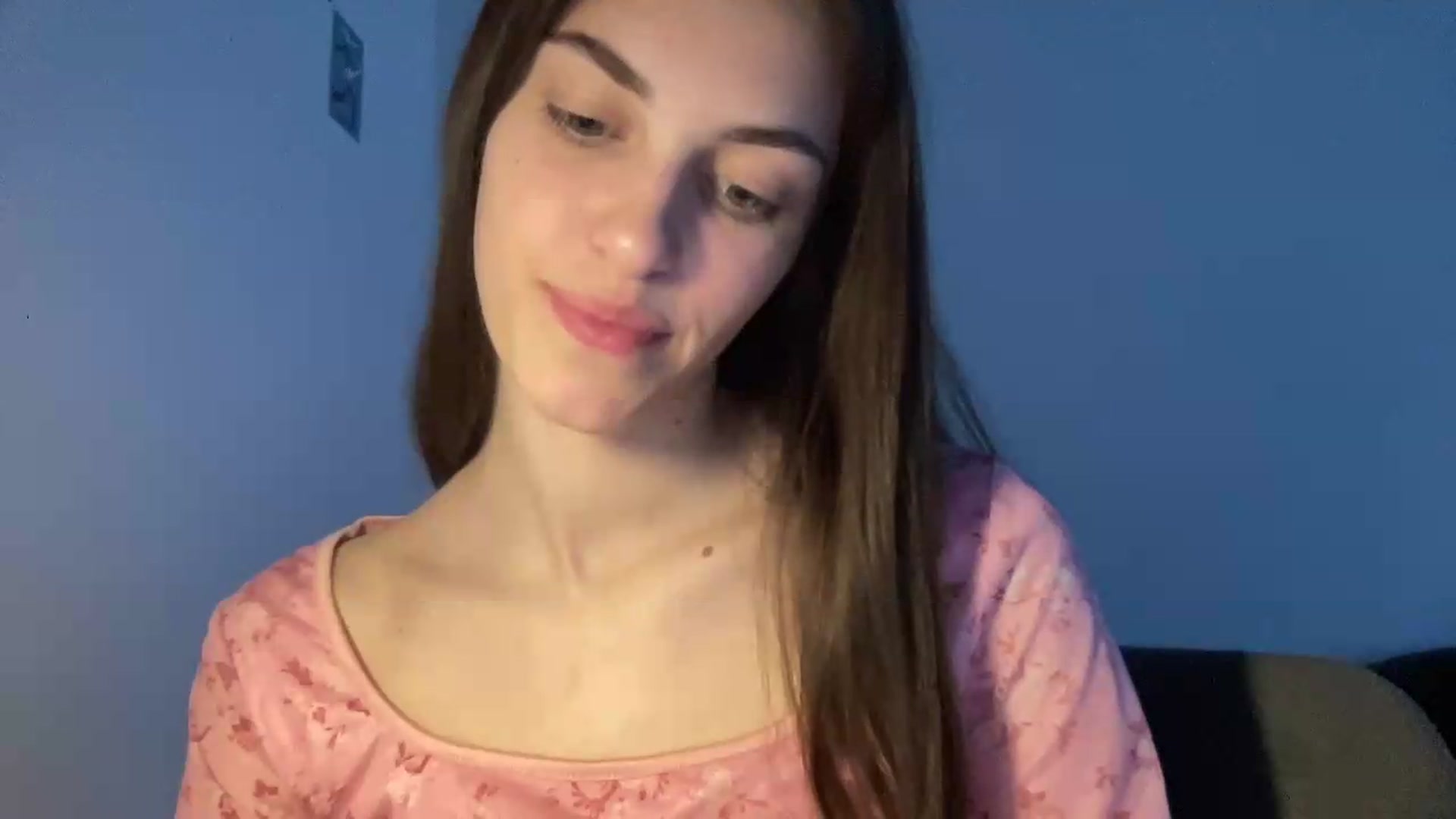 Gallery image thumbnail from Dashamoxy's myfreecams stream on, 05/18/2026, 17:42 image 18 of 20
