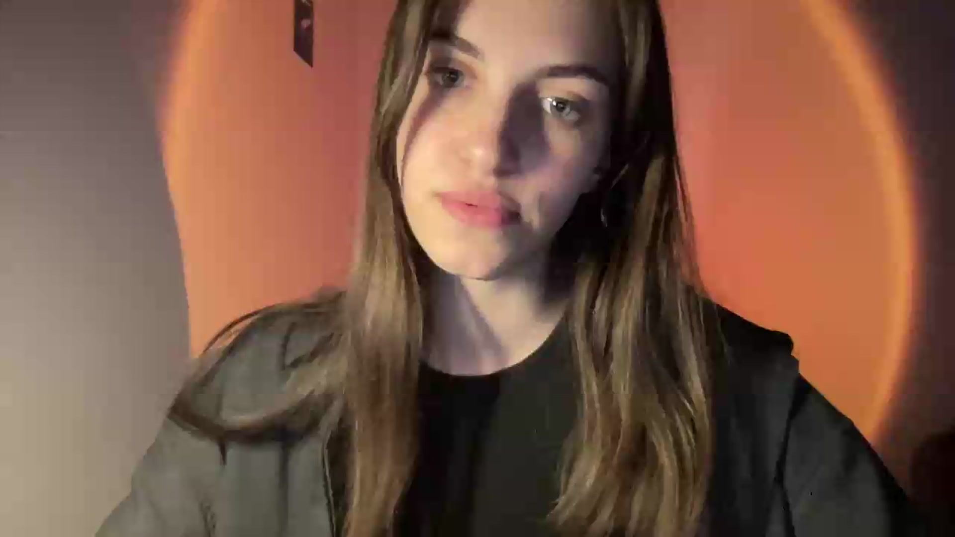 Gallery image thumbnail from Dashamoxy's myfreecams stream on, 05/19/2026, 17:20 image 1 of 20
