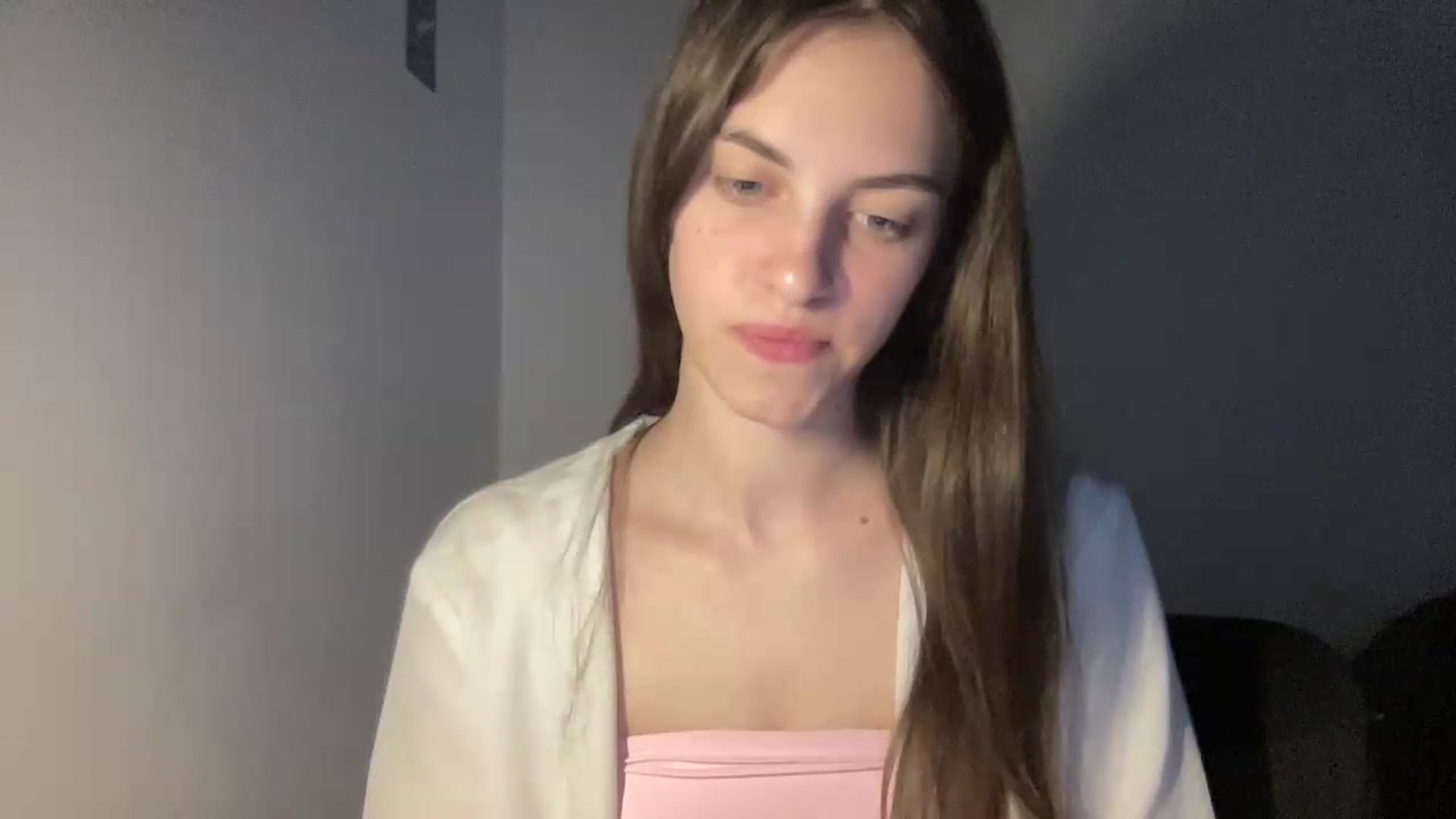 Gallery image thumbnail from Dashamoxy's myfreecams stream on, 05/20/2026, 18:48 image 13 of 20