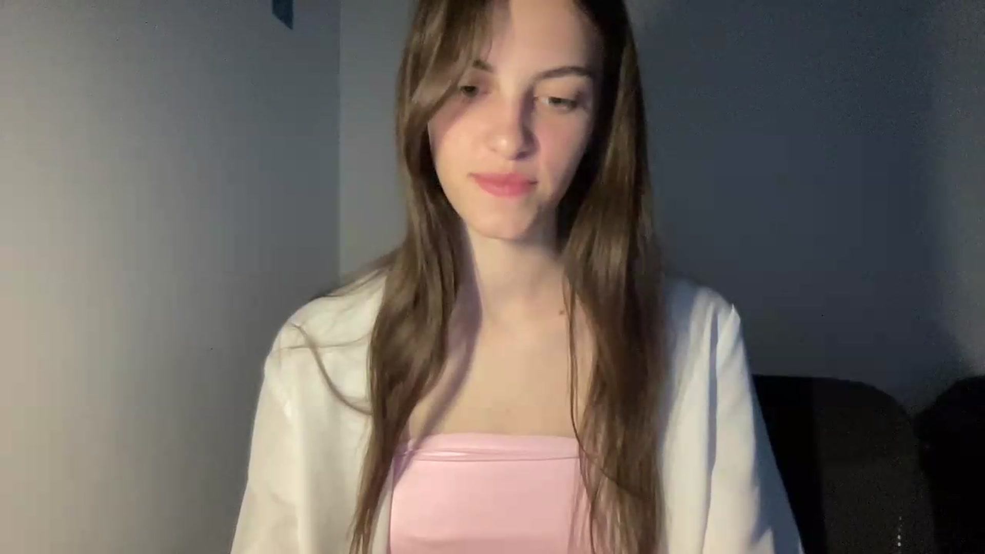 Gallery image thumbnail from Dashamoxy's myfreecams stream on, 05/20/2026, 18:48 image 12 of 20