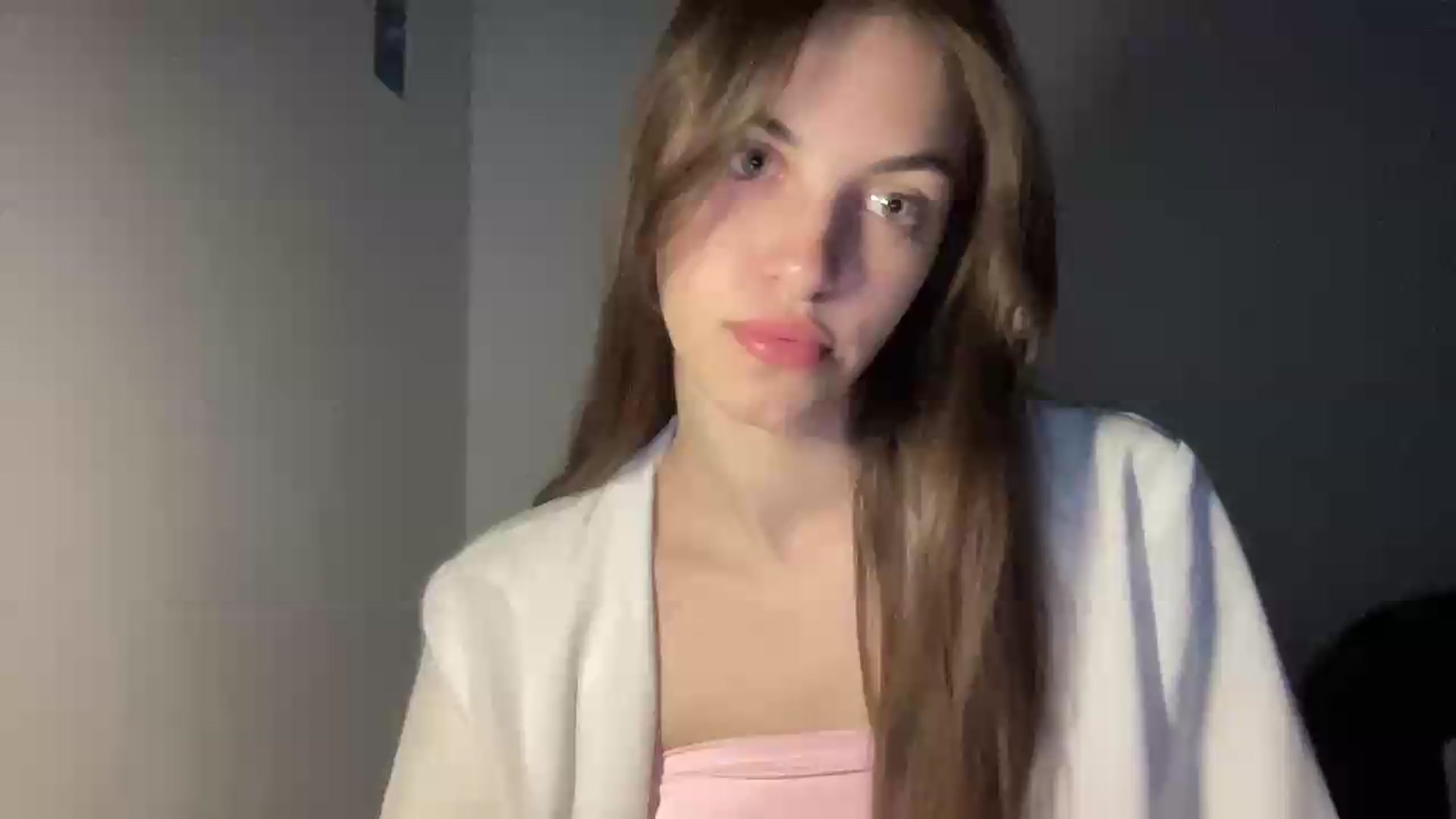 Gallery image thumbnail from Dashamoxy's myfreecams stream on, 05/20/2026, 18:48 image 1 of 20