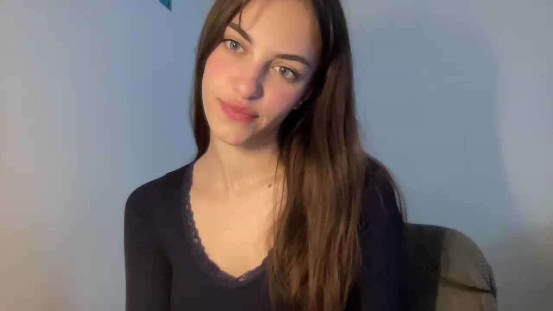 Gallery image thumbnail from Dashamoxy's myfreecams stream on, 05/23/2026, 12:18 image 14 of 20