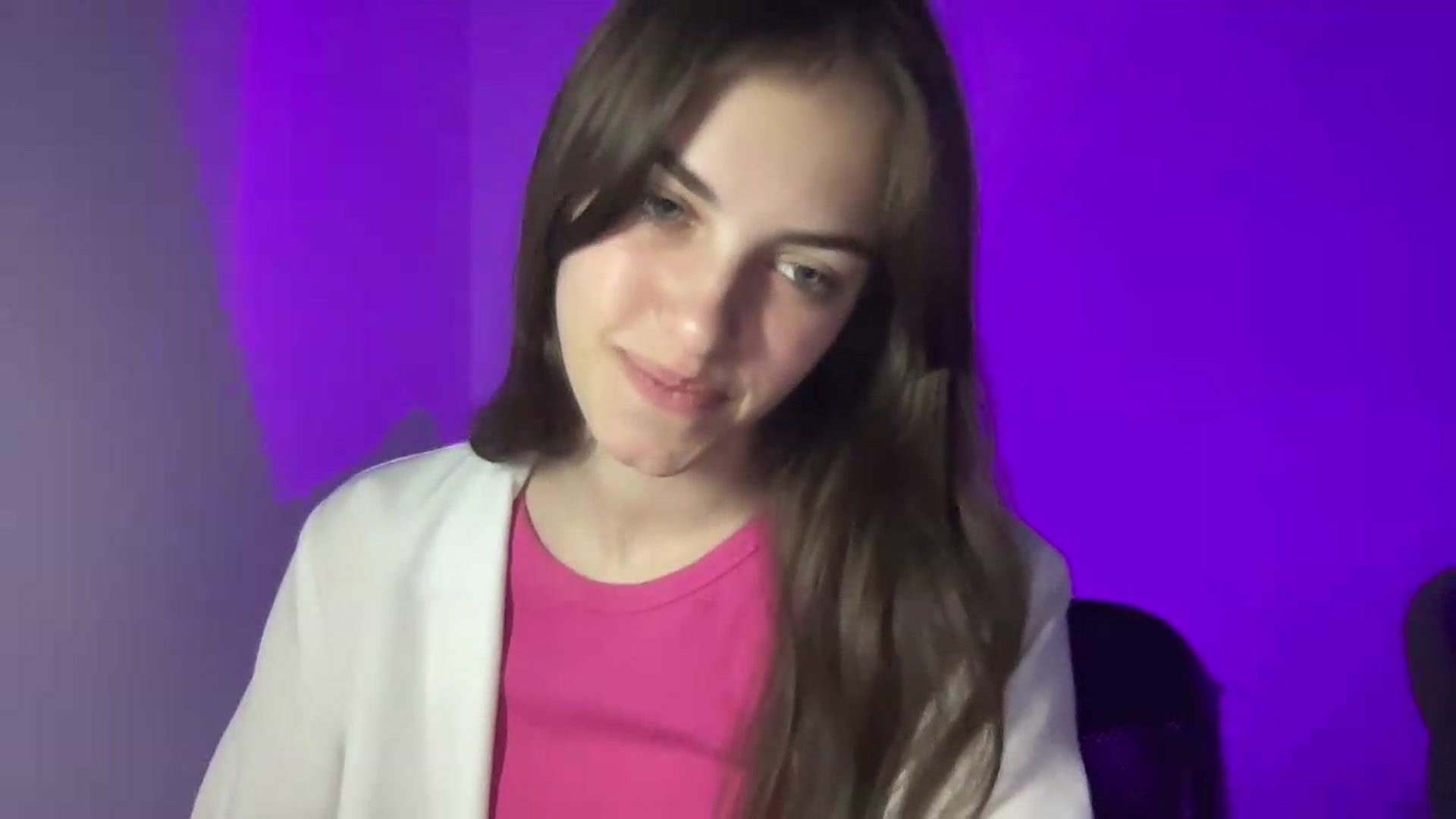 Gallery image thumbnail from Dashamoxy's myfreecams stream on, 05/24/2026, 16:27 image 3 of 20