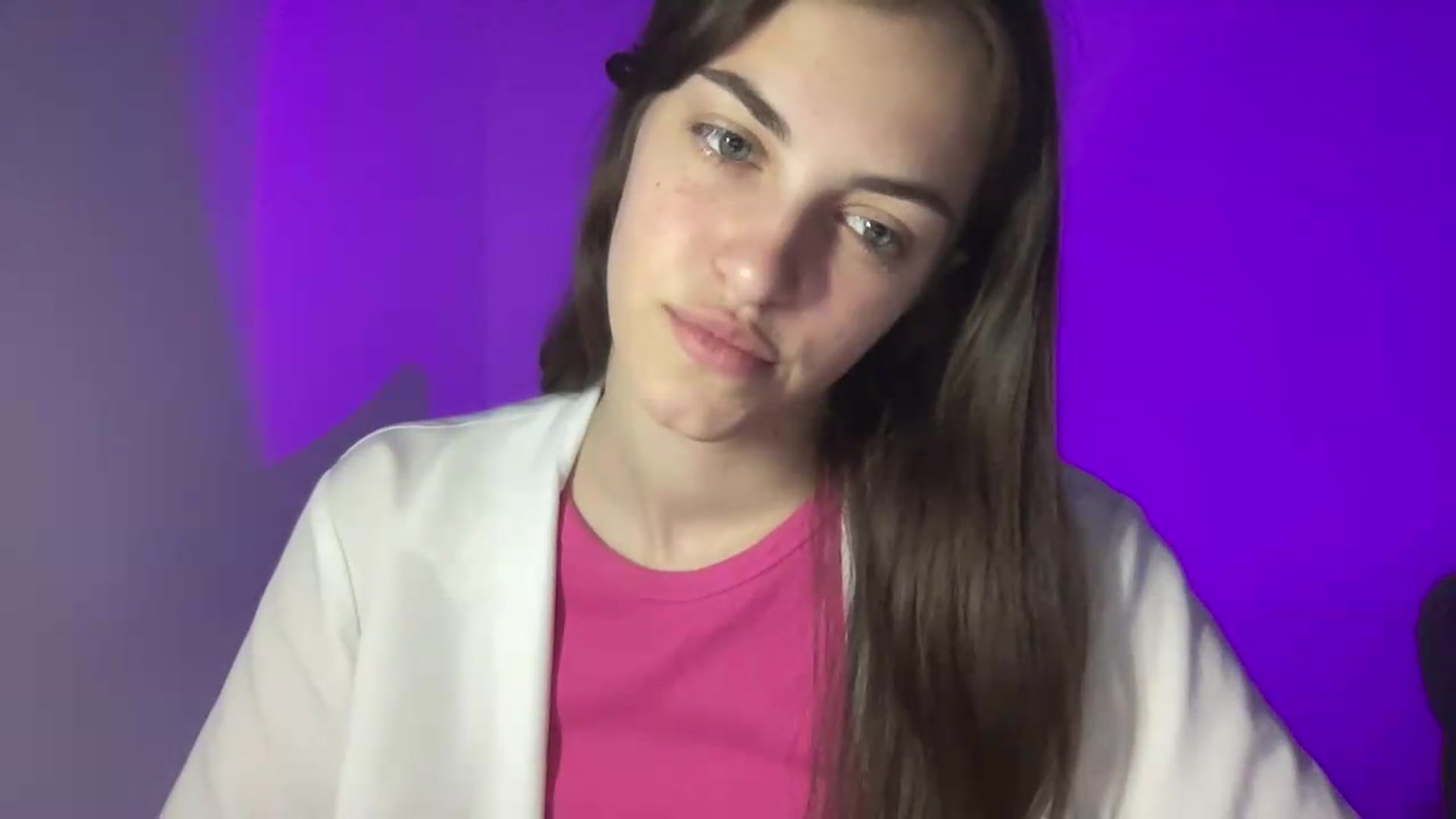 Gallery image thumbnail from Dashamoxy's myfreecams stream on, 05/24/2026, 16:27 image 20 of 20