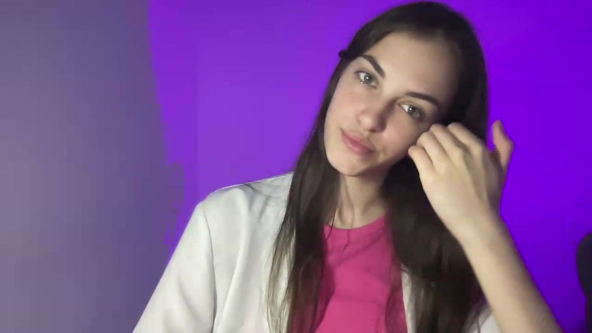 Gallery image thumbnail from Dashamoxy's myfreecams stream on, 05/24/2026, 16:27 image 19 of 20