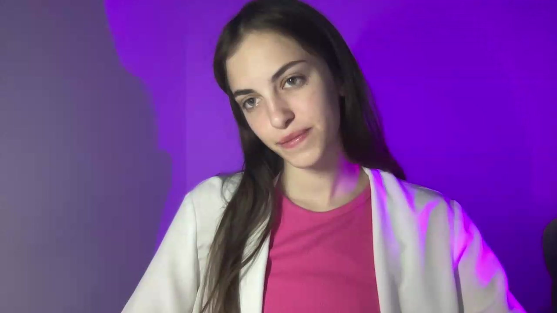 Gallery image thumbnail from Dashamoxy's myfreecams stream on, 05/24/2026, 16:27 image 16 of 20