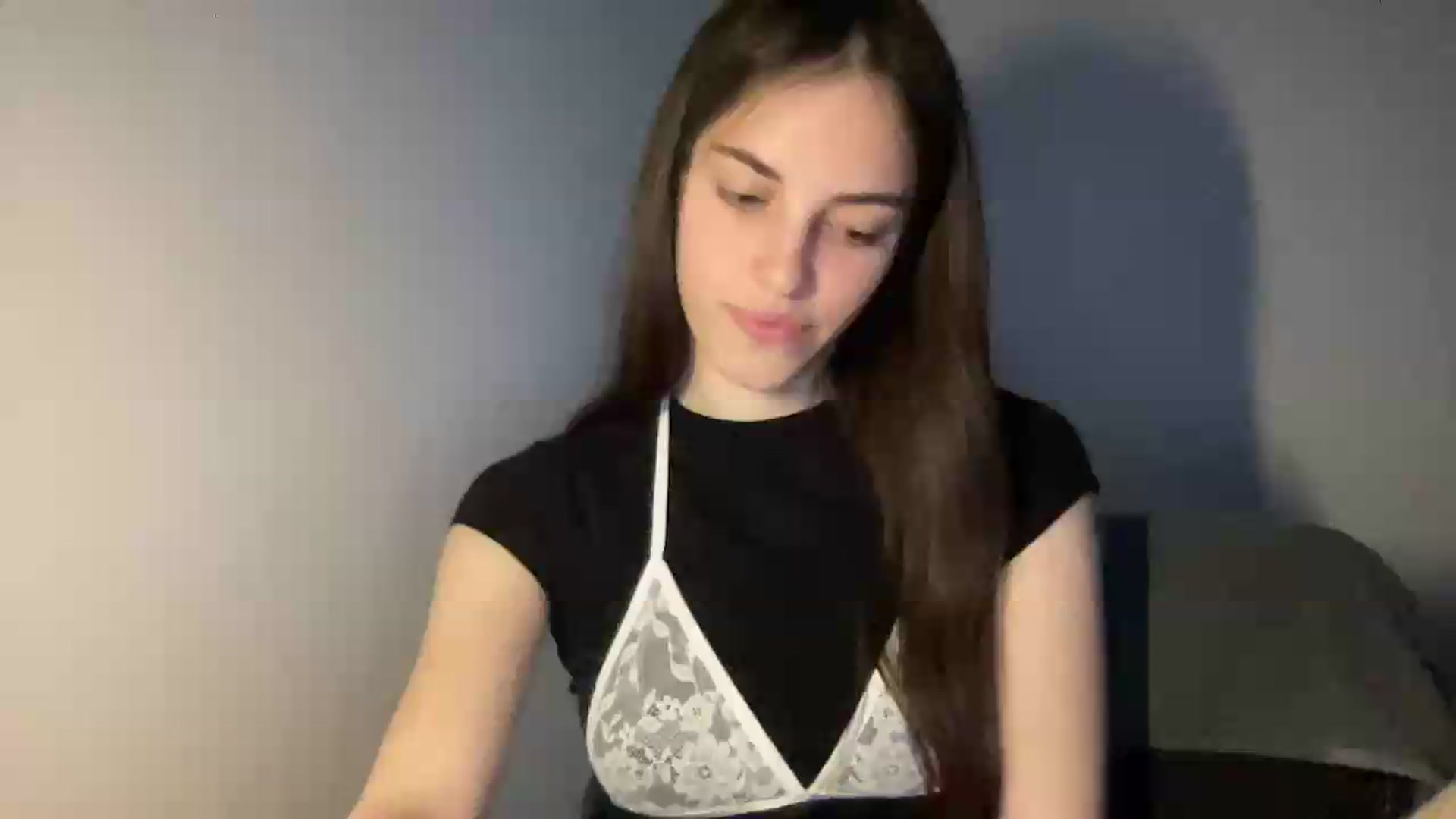Gallery image thumbnail from Dashamoxy's myfreecams stream on, 05/25/2026, 16:21 image 5 of 20