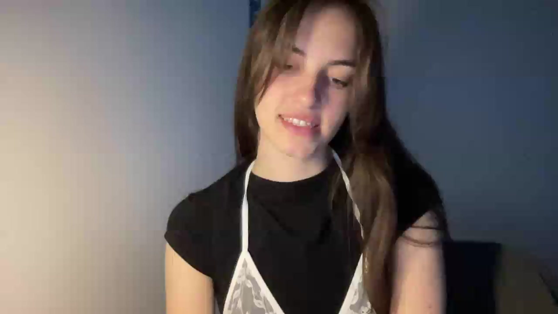 Gallery image thumbnail from Dashamoxy's myfreecams stream on, 05/25/2026, 16:51 image 7 of 20