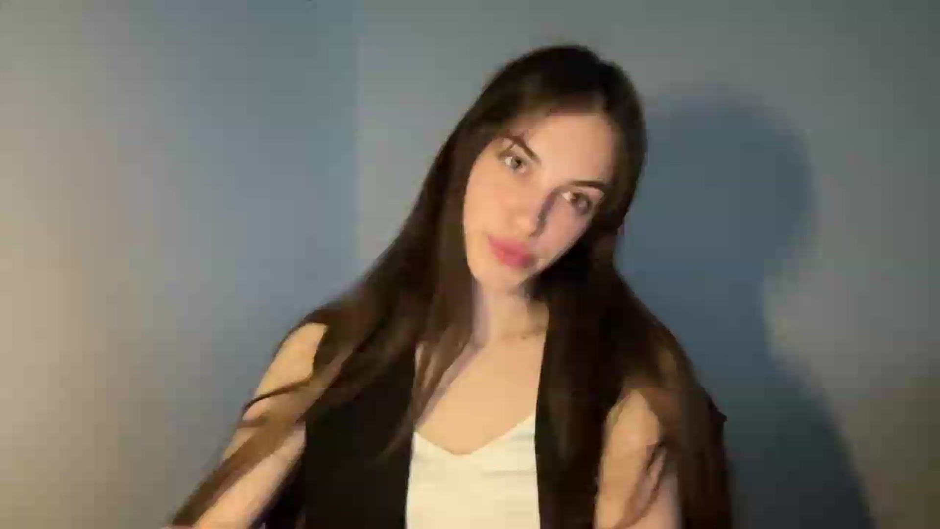 Gallery image thumbnail from Dashamoxy's myfreecams stream on, 05/26/2026, 16:50 image 1 of 20