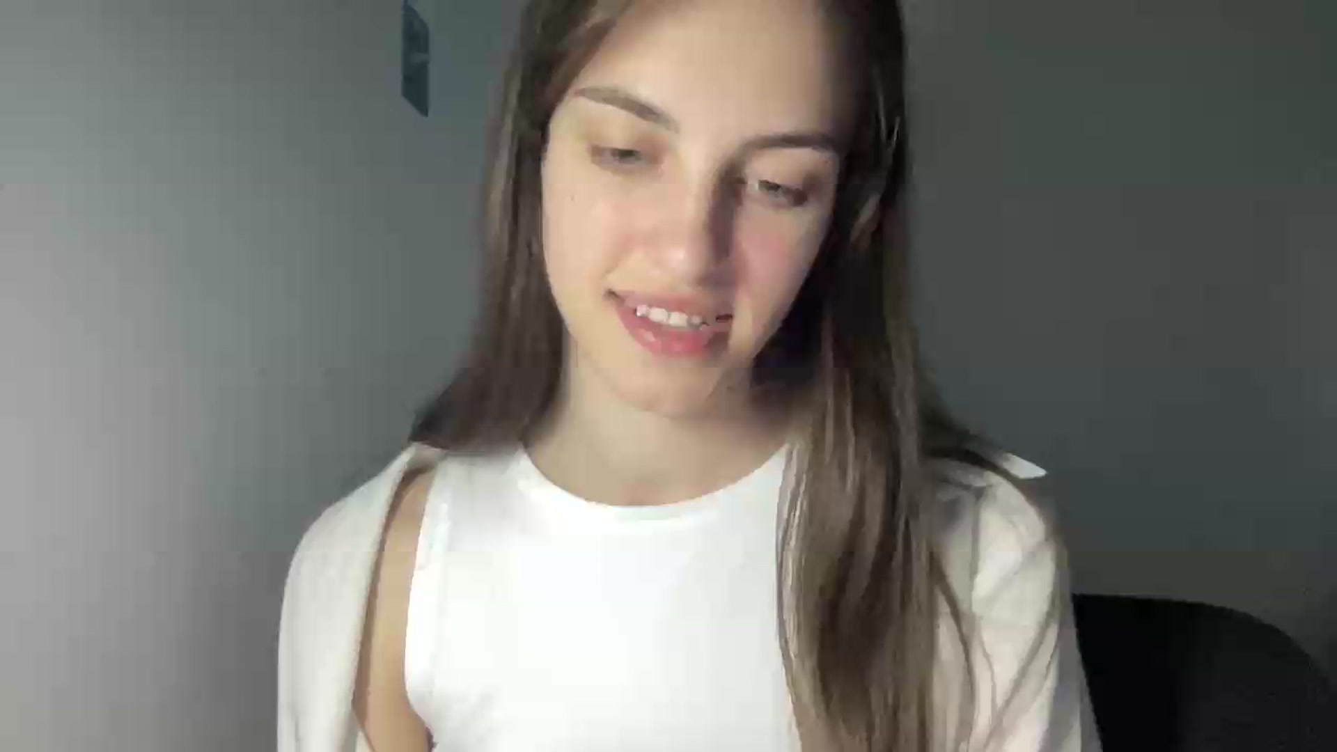 Gallery image thumbnail from Dashamoxy's myfreecams stream on, 05/30/2026, 15:49 image 13 of 20