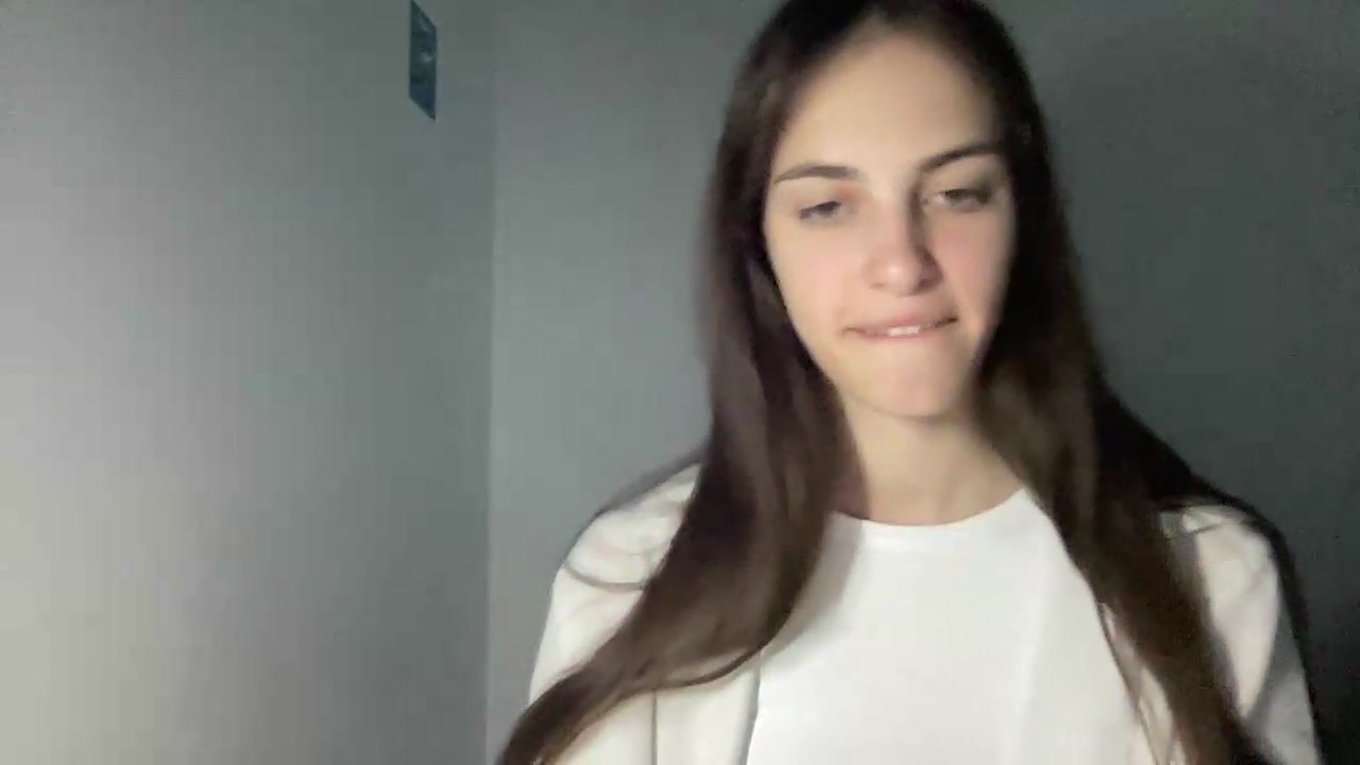 Gallery image thumbnail from Dashamoxy's myfreecams stream on, 05/30/2026, 15:49 image 4 of 20