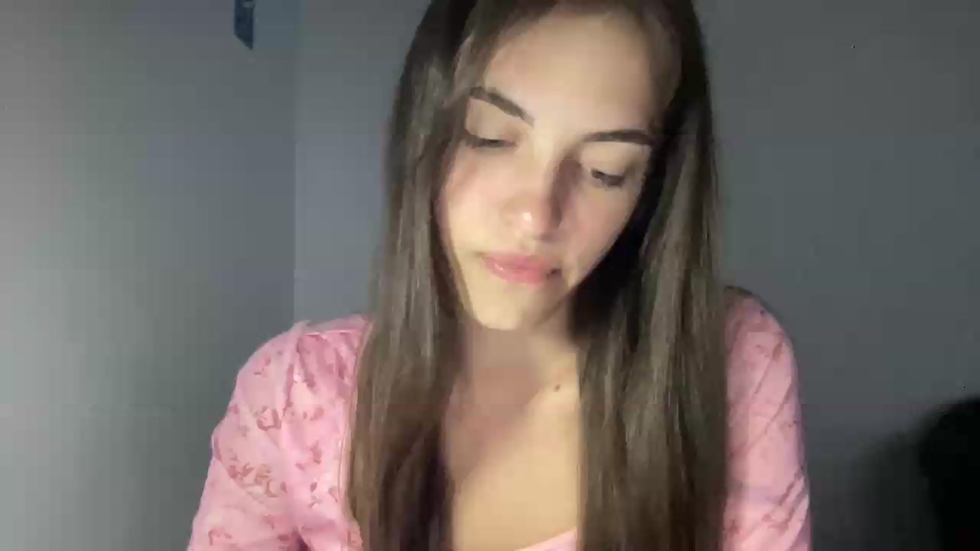 Gallery image thumbnail from Dashamoxy's myfreecams stream on, 06/13/2026, 17:37 image 6 of 20