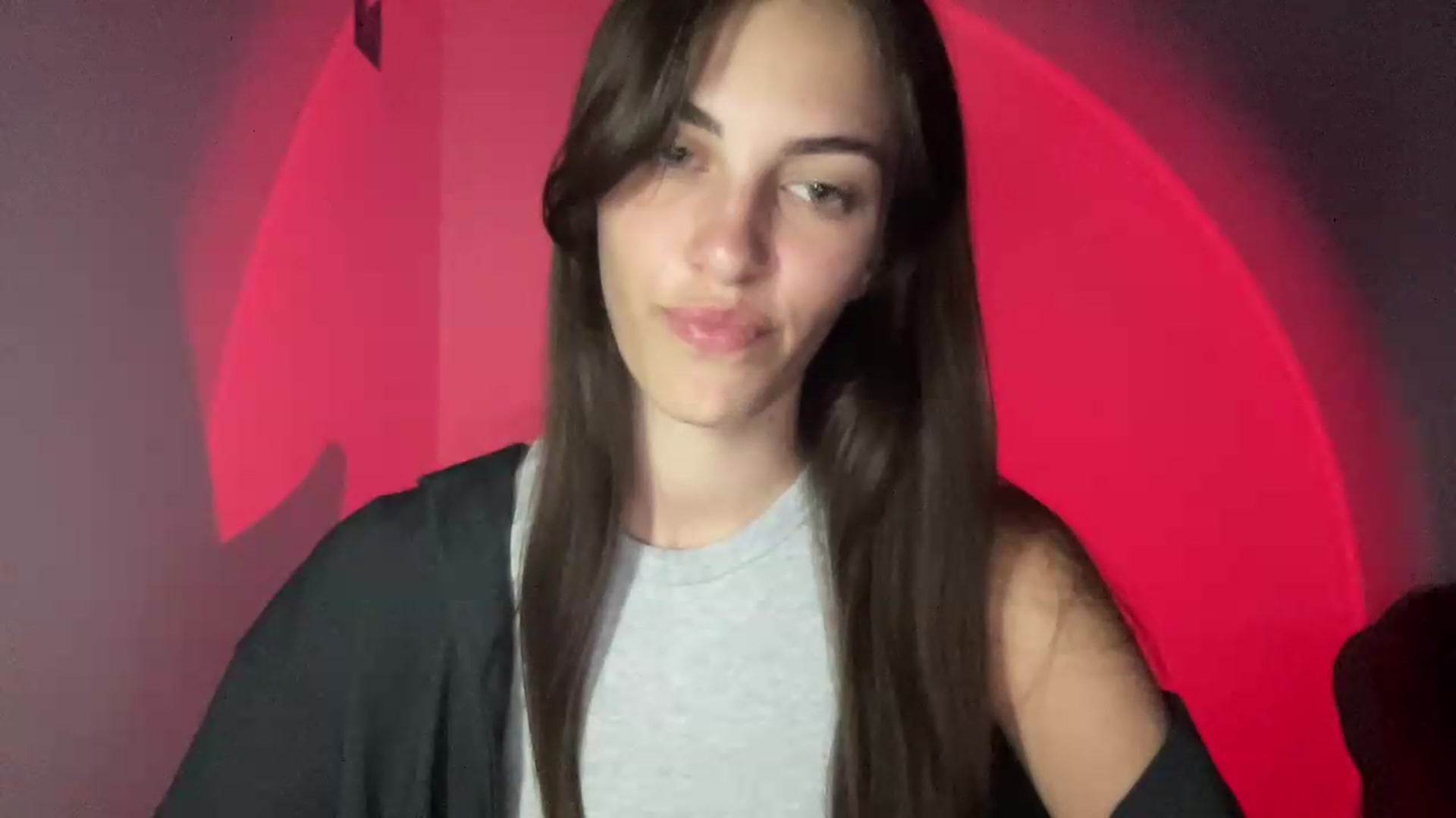 Gallery image thumbnail from Dashamoxy's myfreecams stream on, 06/15/2026, 18:14 image 19 of 20