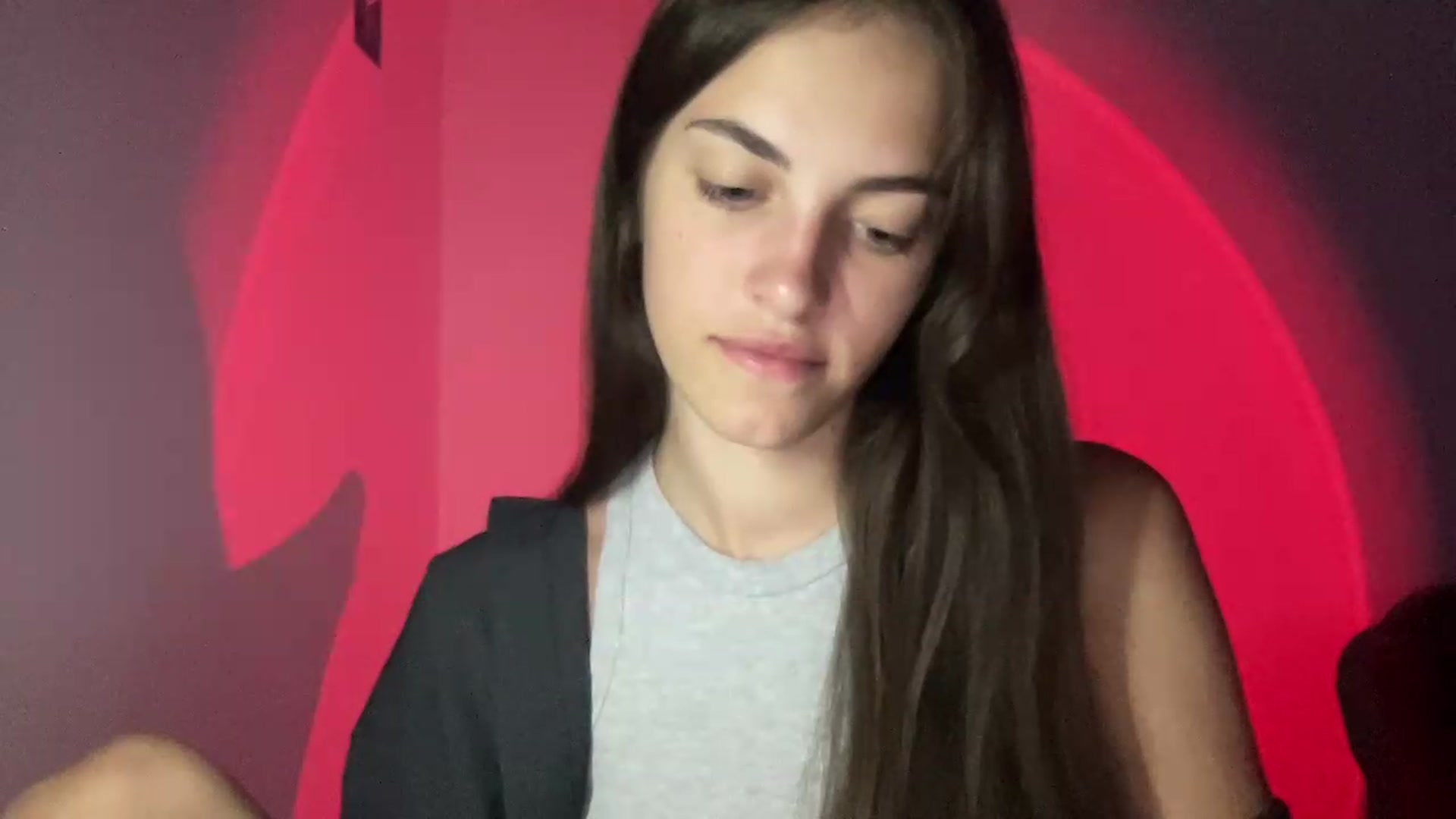 Gallery image thumbnail from Dashamoxy's myfreecams stream on, 06/15/2026, 18:14 image 13 of 20