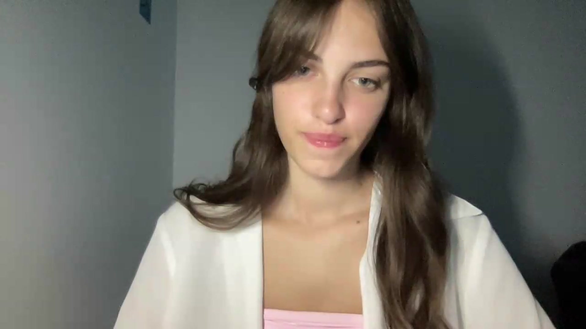 Gallery image thumbnail from Dashamoxy's myfreecams stream on, 06/19/2026, 17:53 image 10 of 20