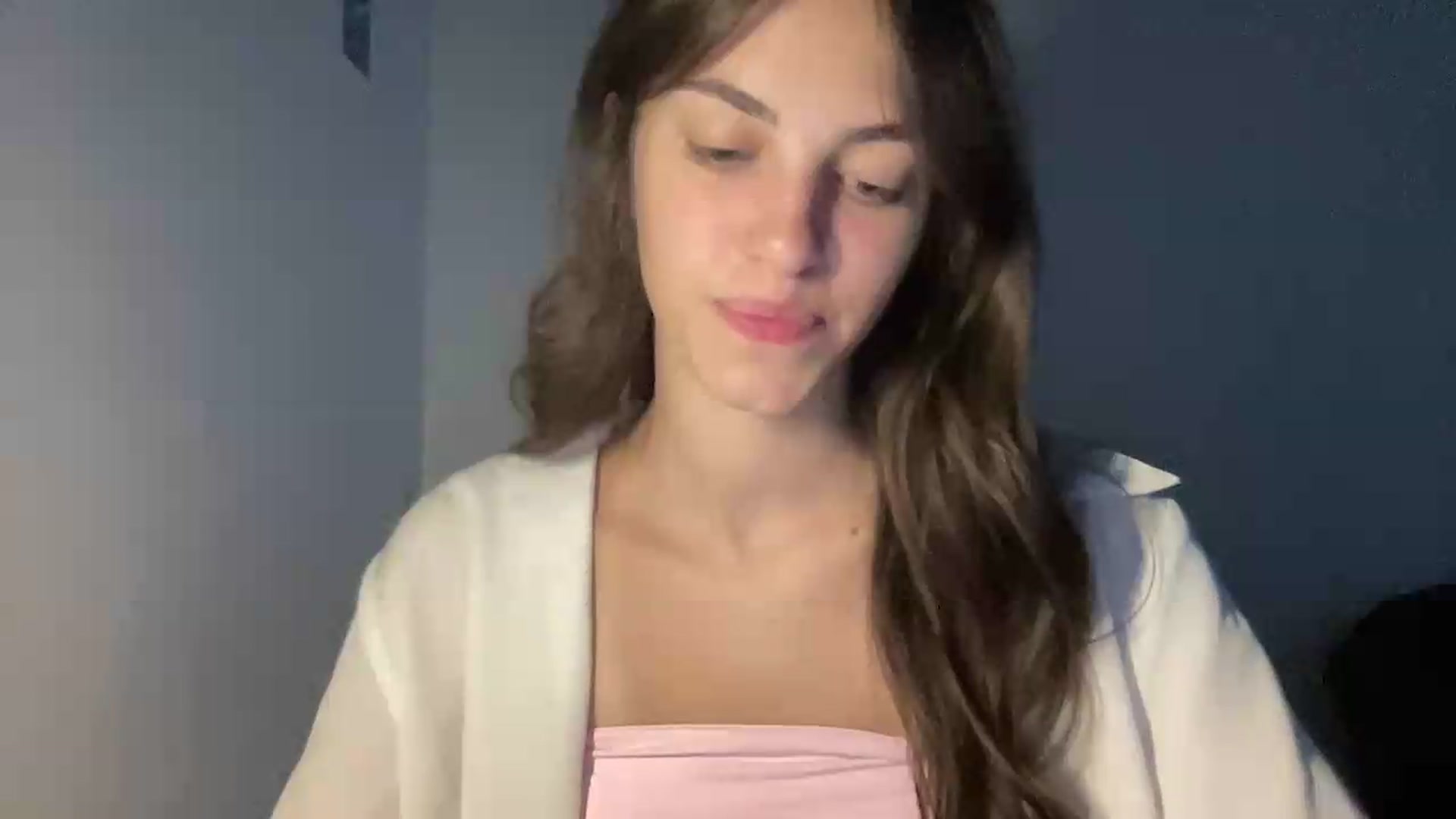 Gallery image thumbnail from Dashamoxy's myfreecams stream on, 06/19/2026, 17:53 image 2 of 20