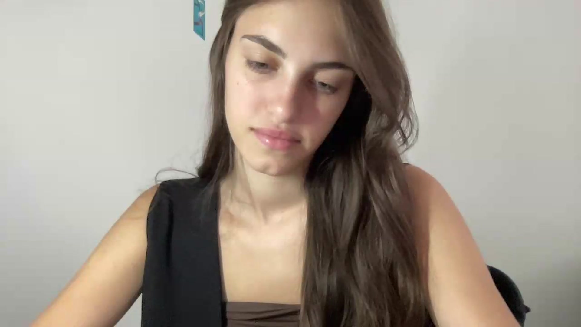 Gallery image thumbnail from Dashamoxy's myfreecams stream on, 06/20/2026, 13:58 image 8 of 20