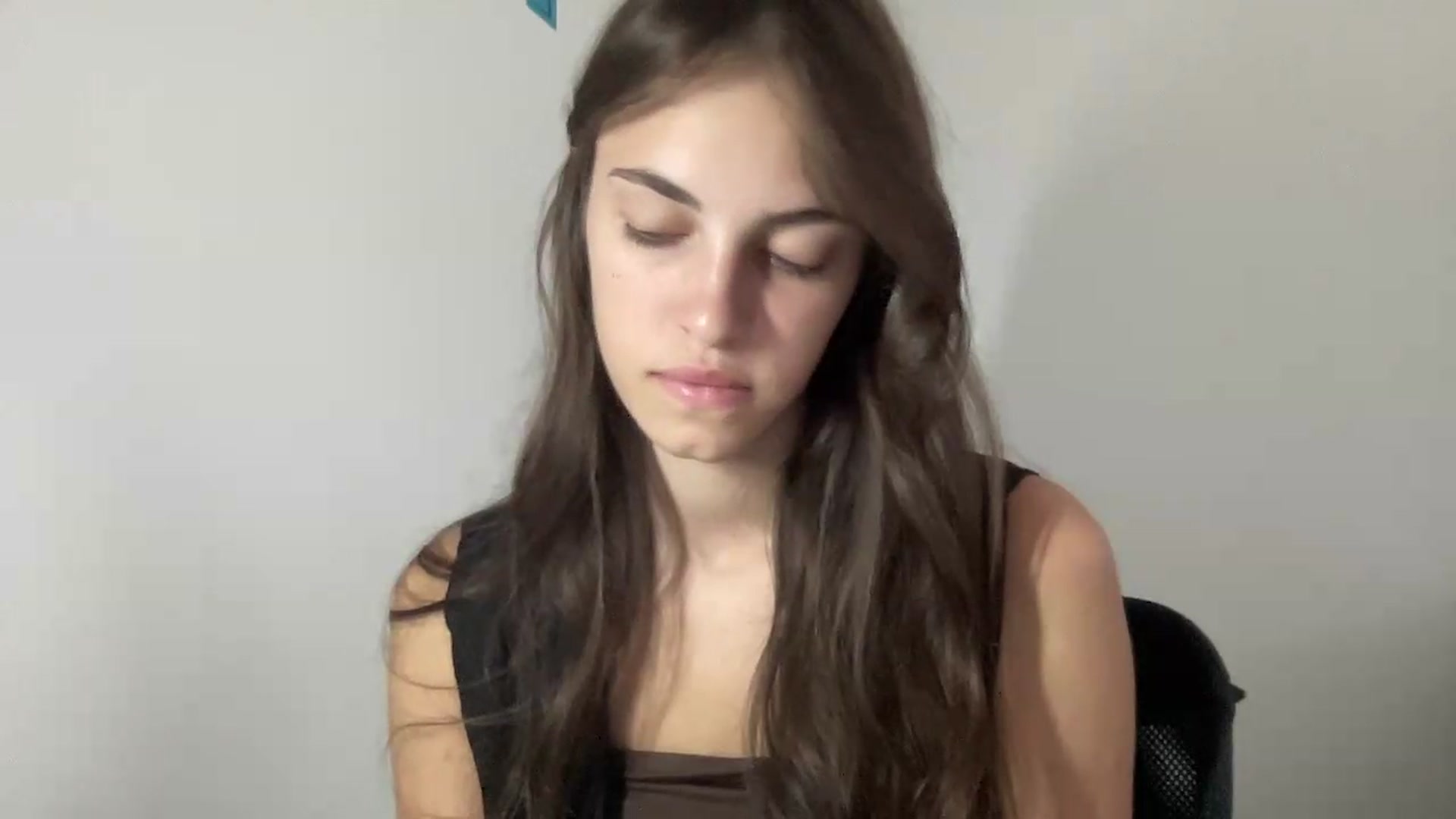 Gallery image thumbnail from Dashamoxy's myfreecams stream on, 06/20/2026, 13:58 image 17 of 20