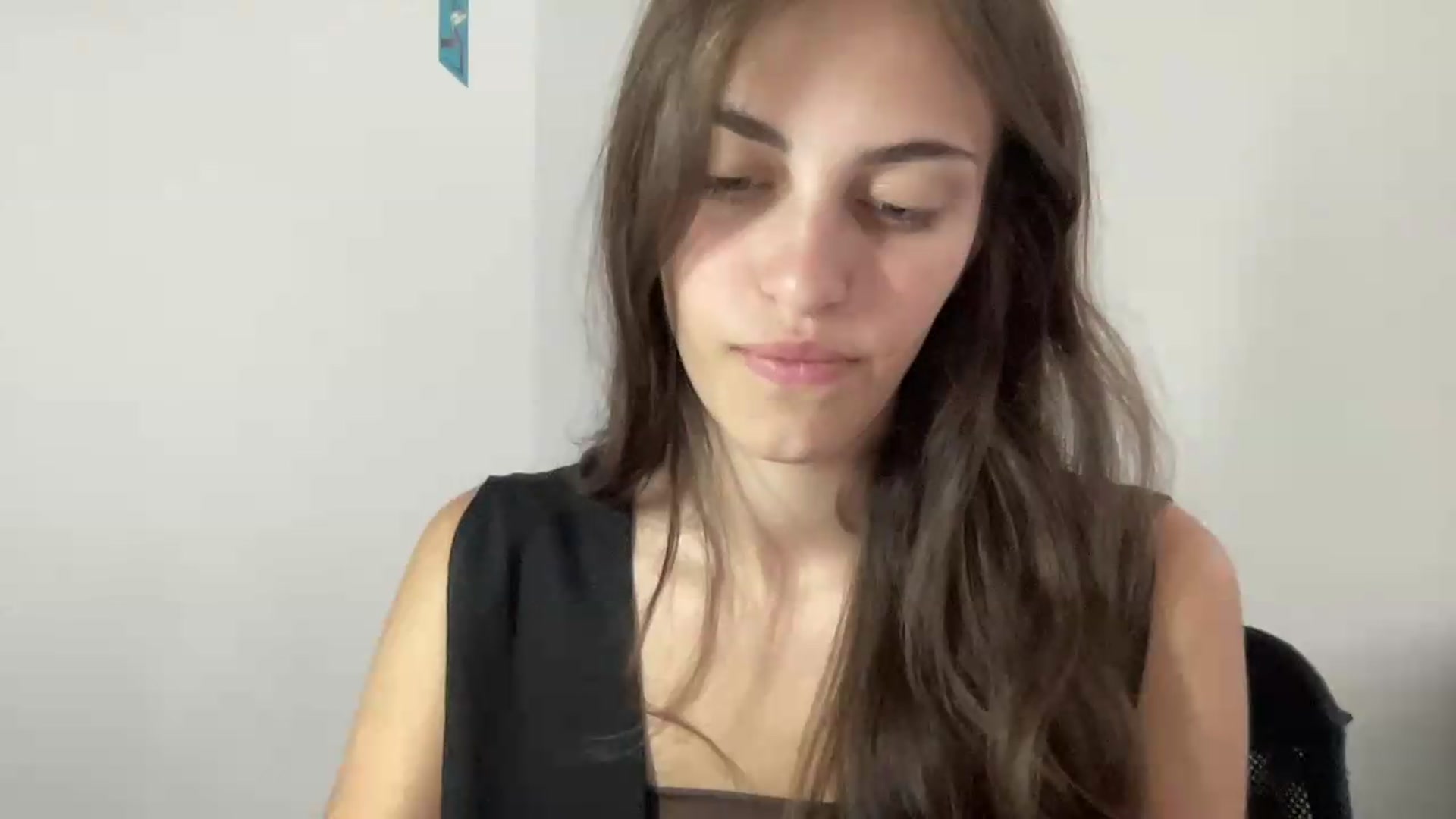 Gallery image thumbnail from Dashamoxy's myfreecams stream on, 06/20/2026, 13:58 image 5 of 20