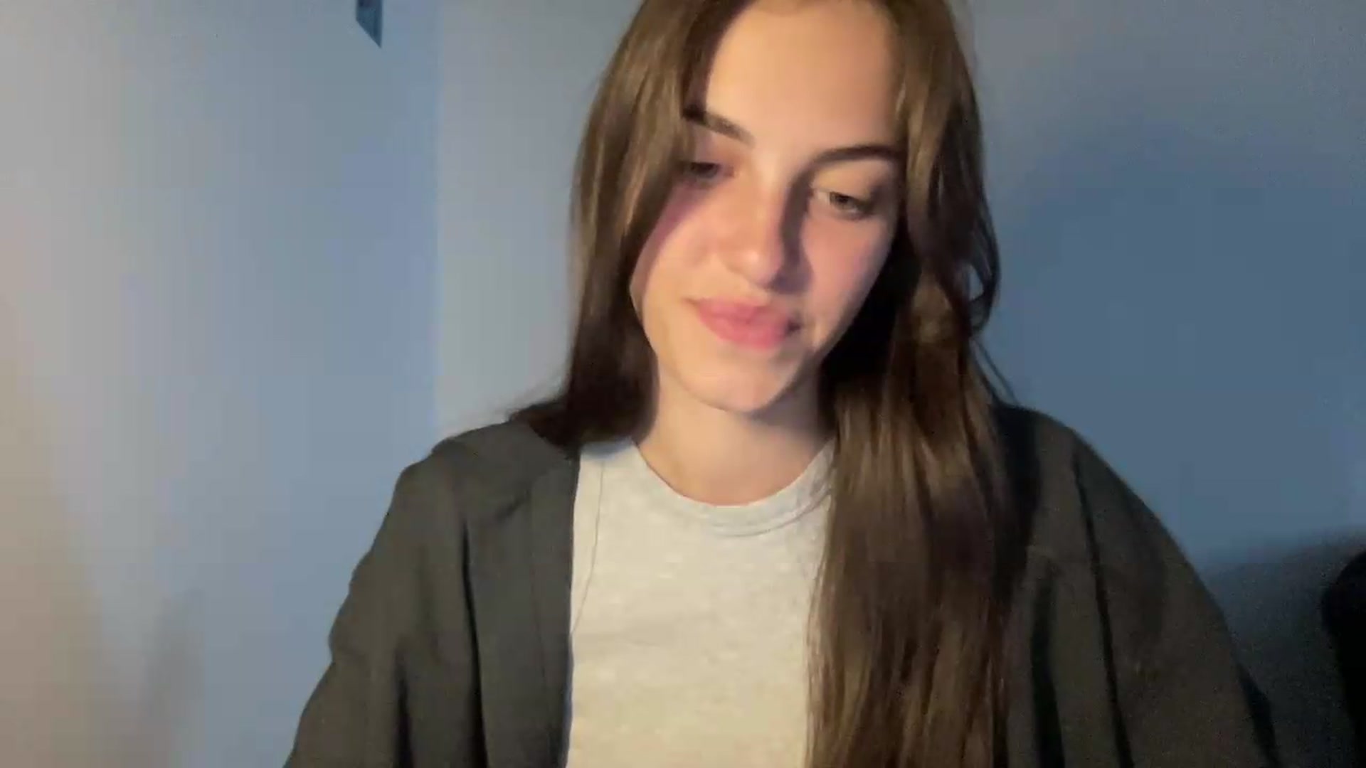 Gallery image thumbnail from Dashamoxy's myfreecams stream on, 06/23/2026, 17:19 image 7 of 20