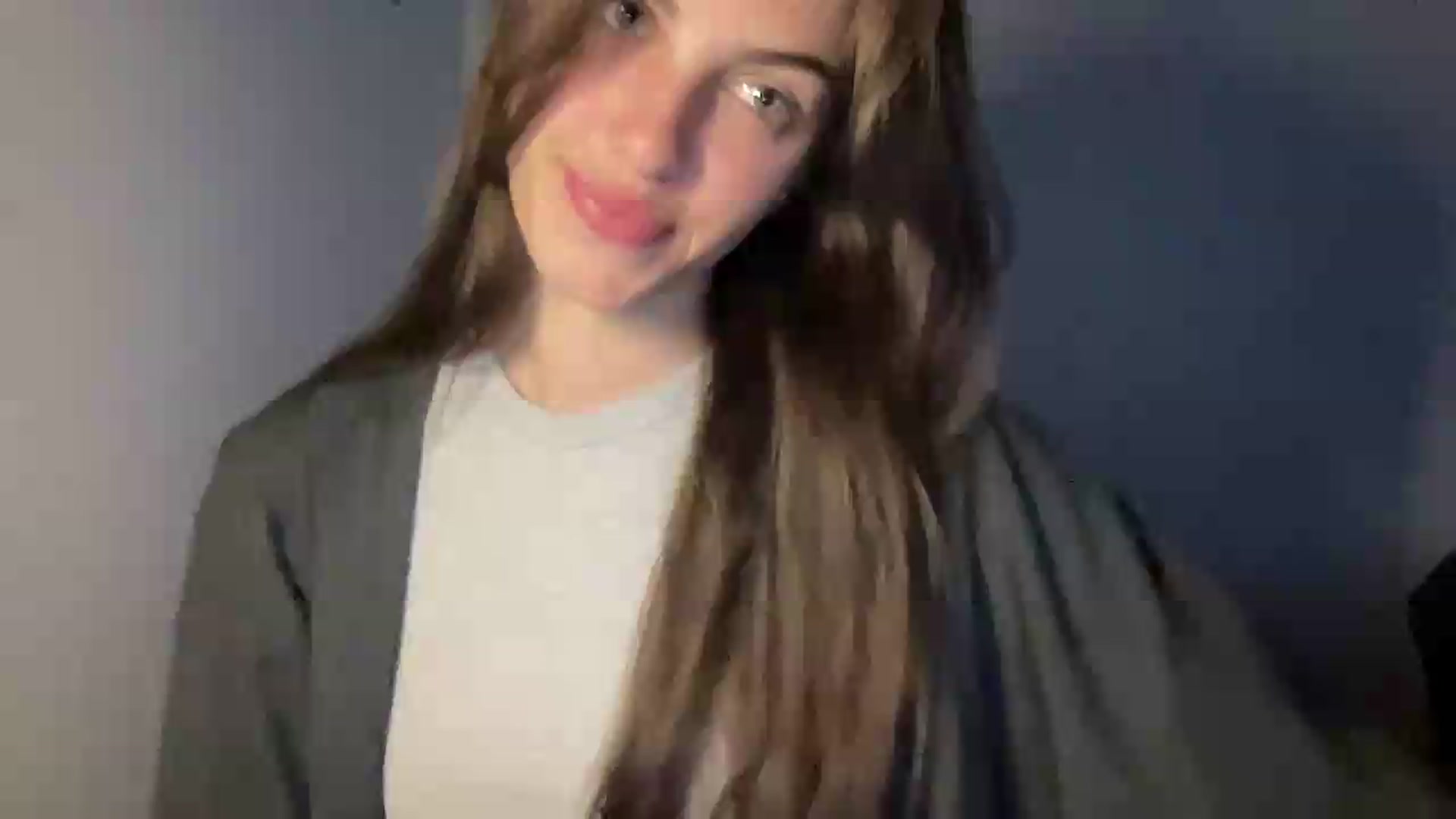 Gallery image thumbnail from Dashamoxy's myfreecams stream on, 06/23/2026, 17:39 image 1 of 20
