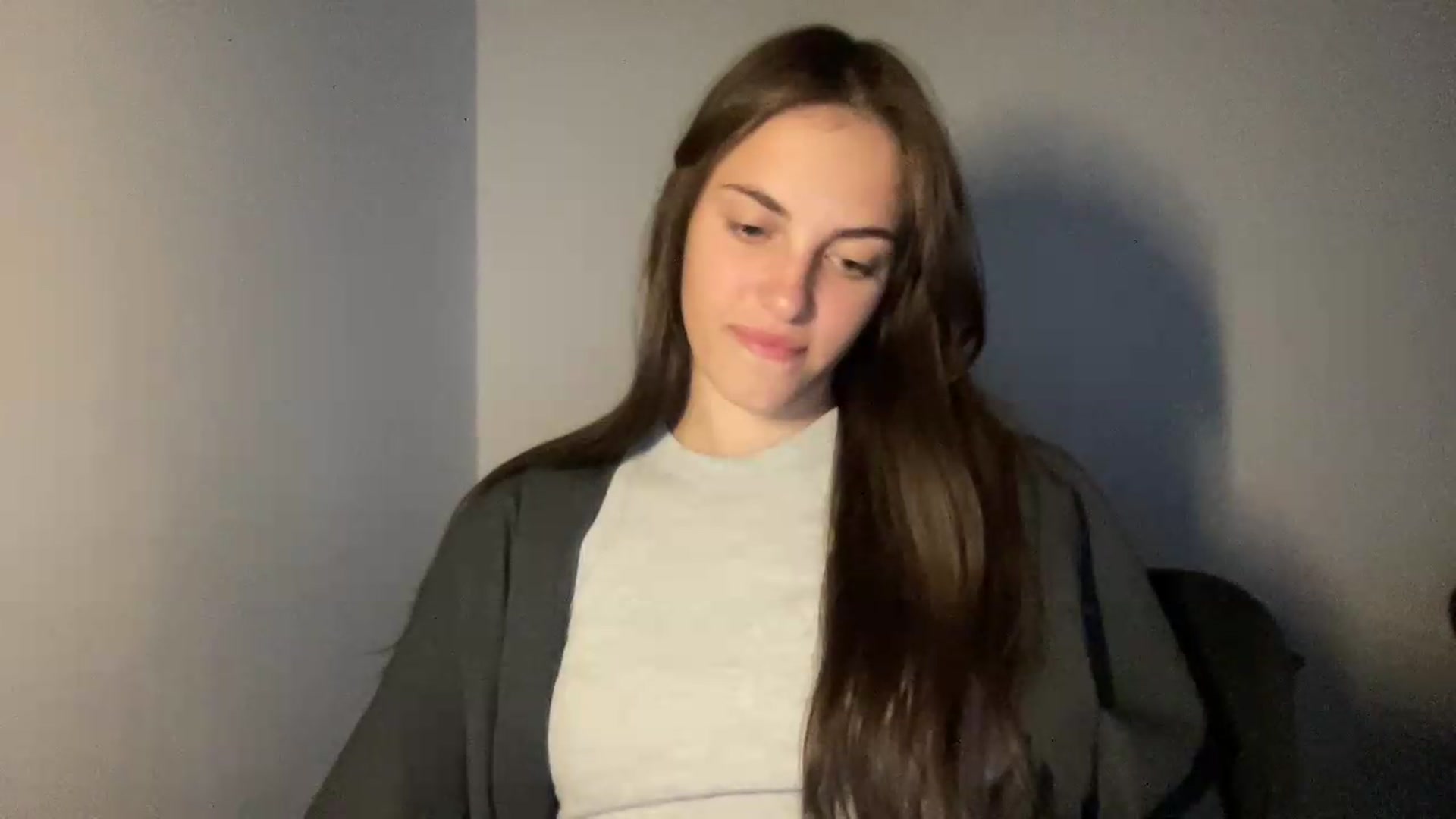 Gallery image thumbnail from Dashamoxy's myfreecams stream on, 06/23/2026, 17:39 image 18 of 20