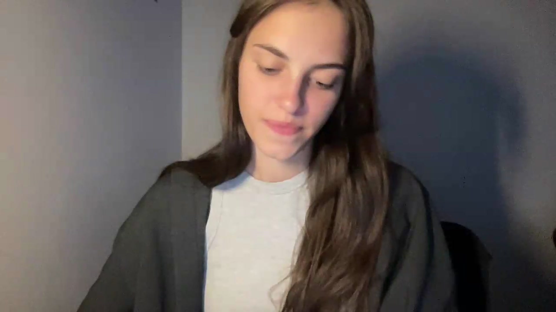 Gallery image thumbnail from Dashamoxy's myfreecams stream on, 06/23/2026, 17:39 image 20 of 20