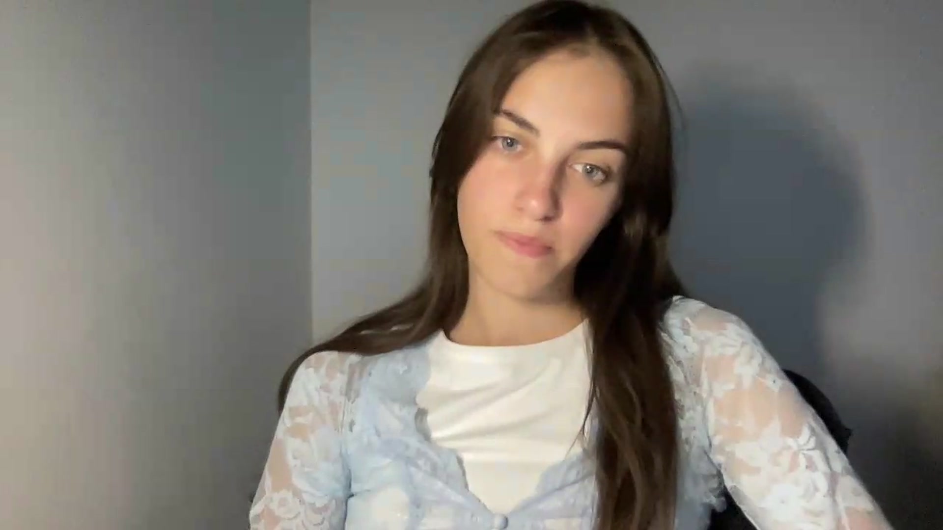 Gallery image thumbnail from Dashamoxy's myfreecams stream on, 06/24/2026, 17:23 image 15 of 20