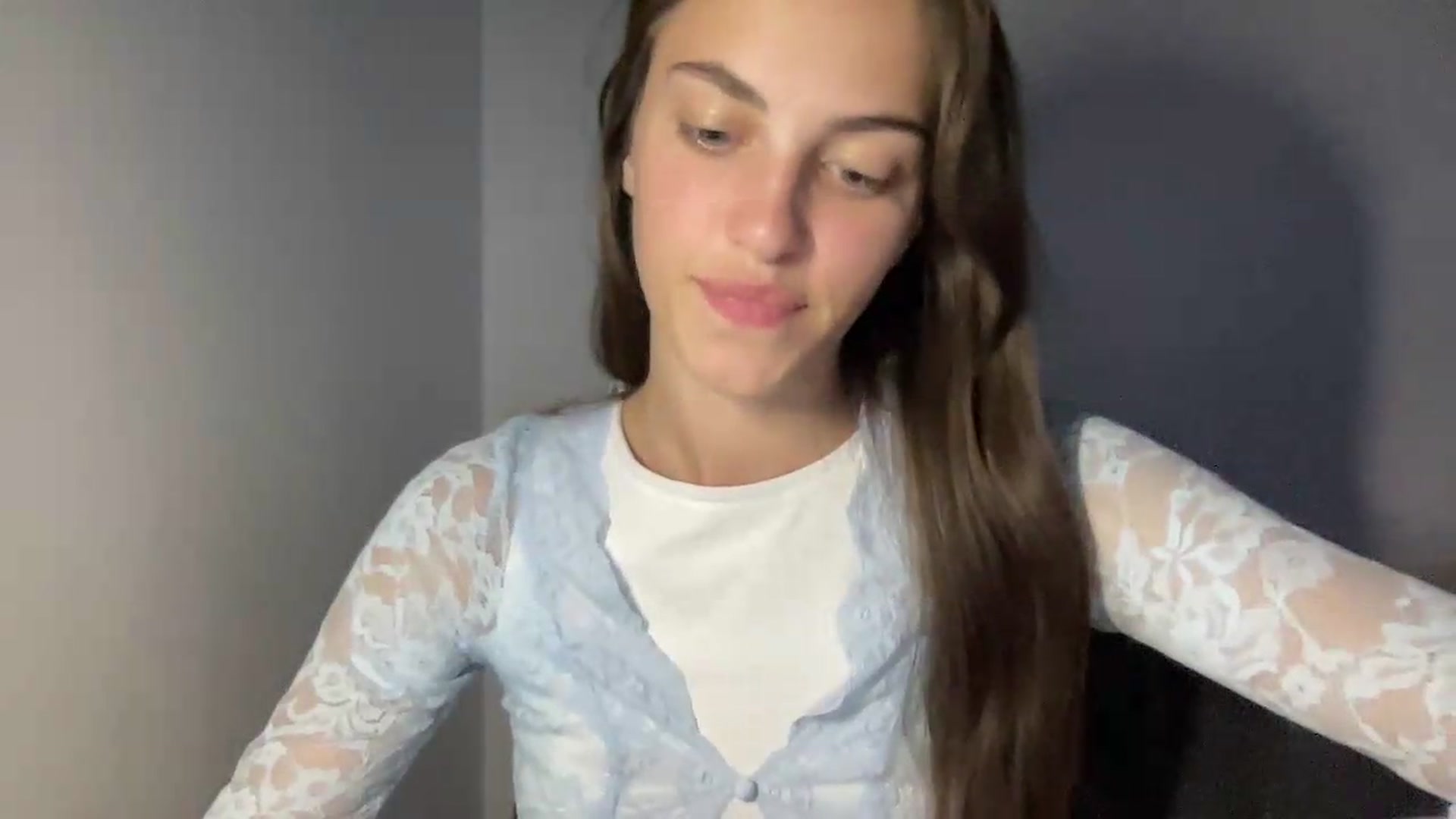 Gallery image thumbnail from Dashamoxy's myfreecams stream on, 06/24/2026, 17:55 image 19 of 20