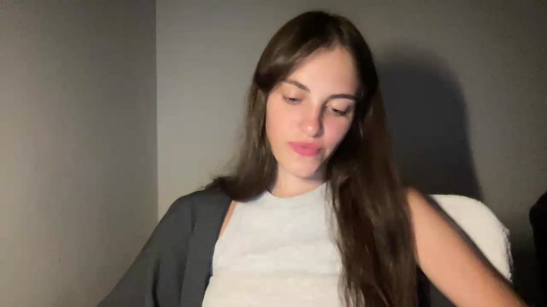 Gallery image thumbnail from Dashamoxy's myfreecams stream on, 06/27/2026, 22:14 image 19 of 20