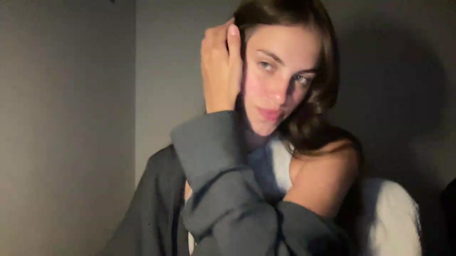 Gallery image thumbnail from Dashamoxy's myfreecams stream on, 06/27/2026, 22:14 image 9 of 20