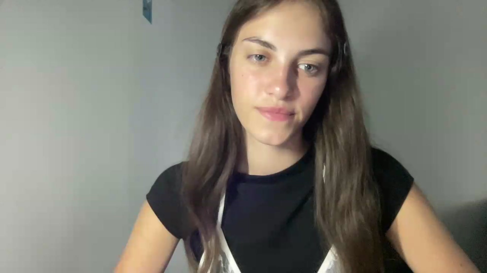 Gallery image thumbnail from Dashamoxy's myfreecams stream on, 06/28/2026, 17:15 image 6 of 20