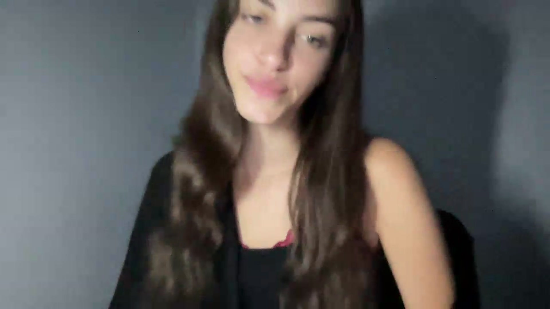 Gallery image thumbnail from Dashamoxy's myfreecams stream on, 06/29/2026, 17:57 image 17 of 20