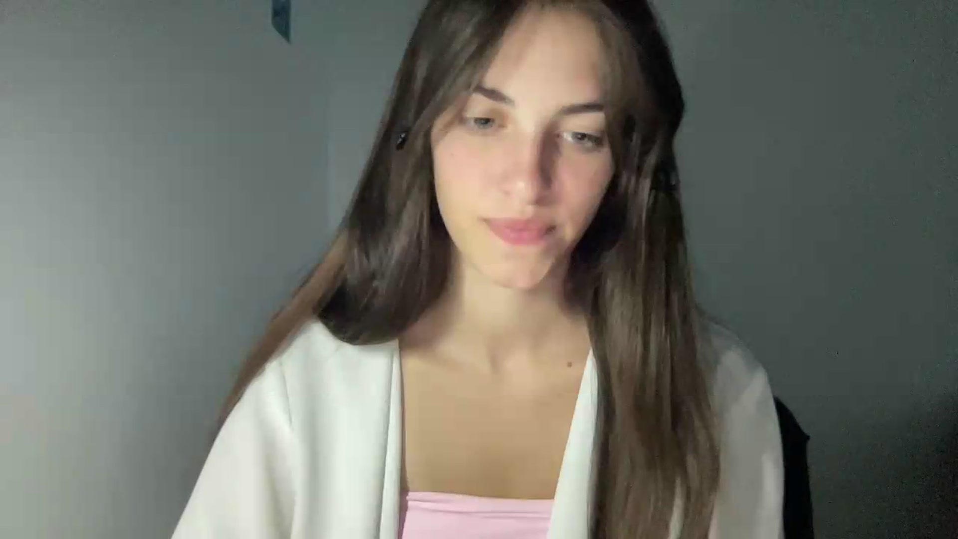 Gallery image thumbnail from Dashamoxy's myfreecams stream on, 06/30/2026, 17:14 image 4 of 20