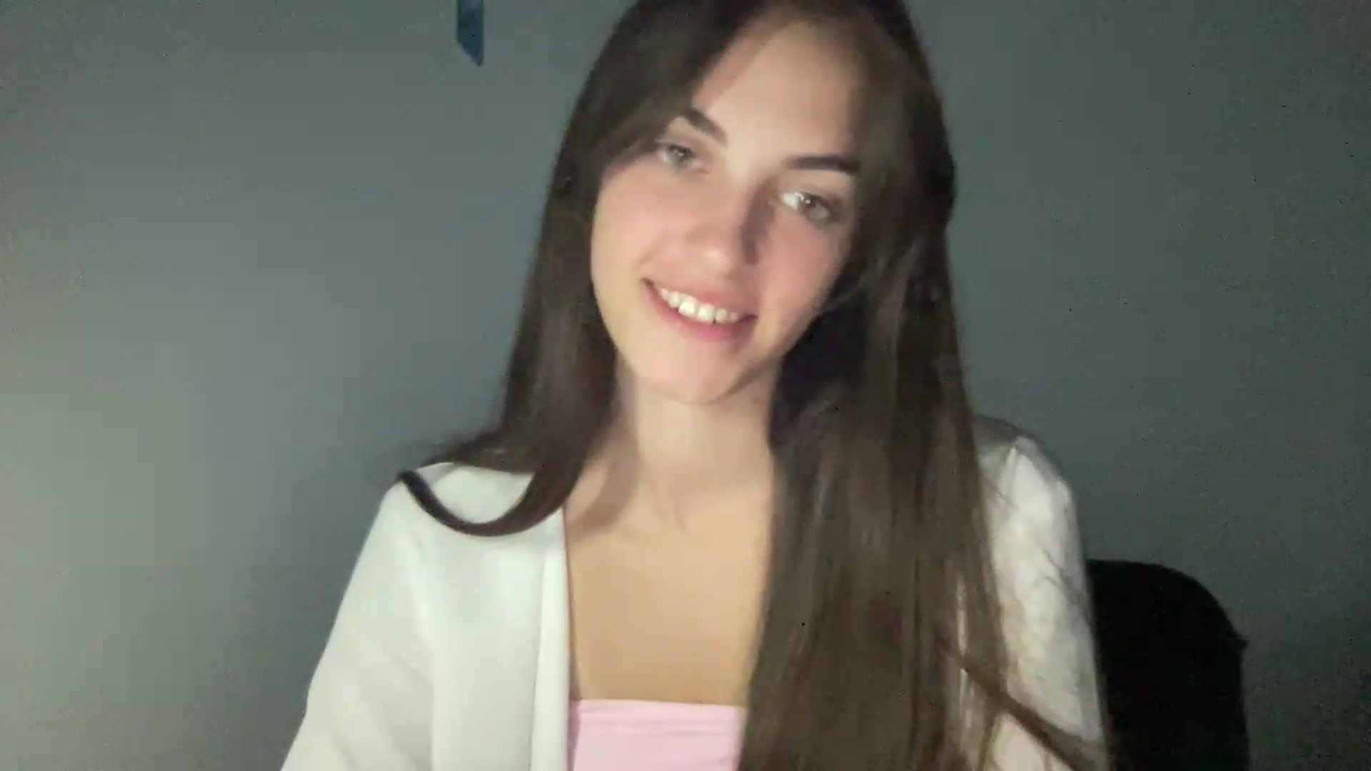 Gallery image thumbnail from Dashamoxy's myfreecams stream on, 06/30/2026, 17:14 image 9 of 20