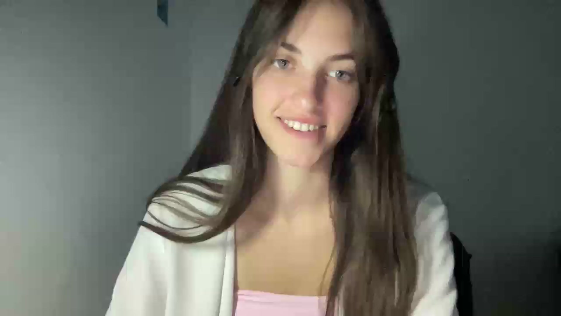 Gallery image thumbnail from Dashamoxy's myfreecams stream on, 06/30/2026, 17:14 image 6 of 20