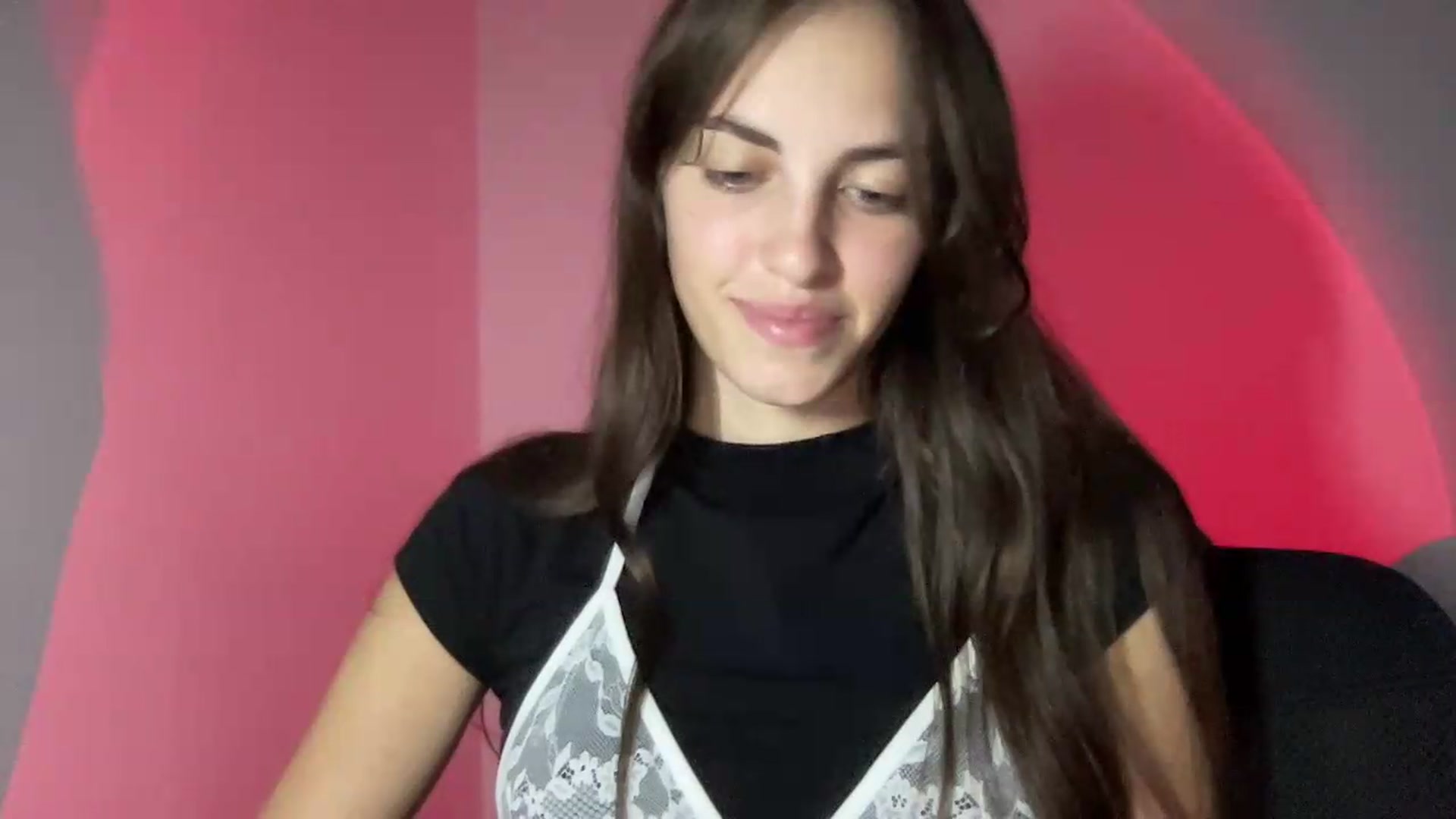 Gallery image thumbnail from Dashamoxy's myfreecams stream on, 07/03/2026, 13:19 image 16 of 20