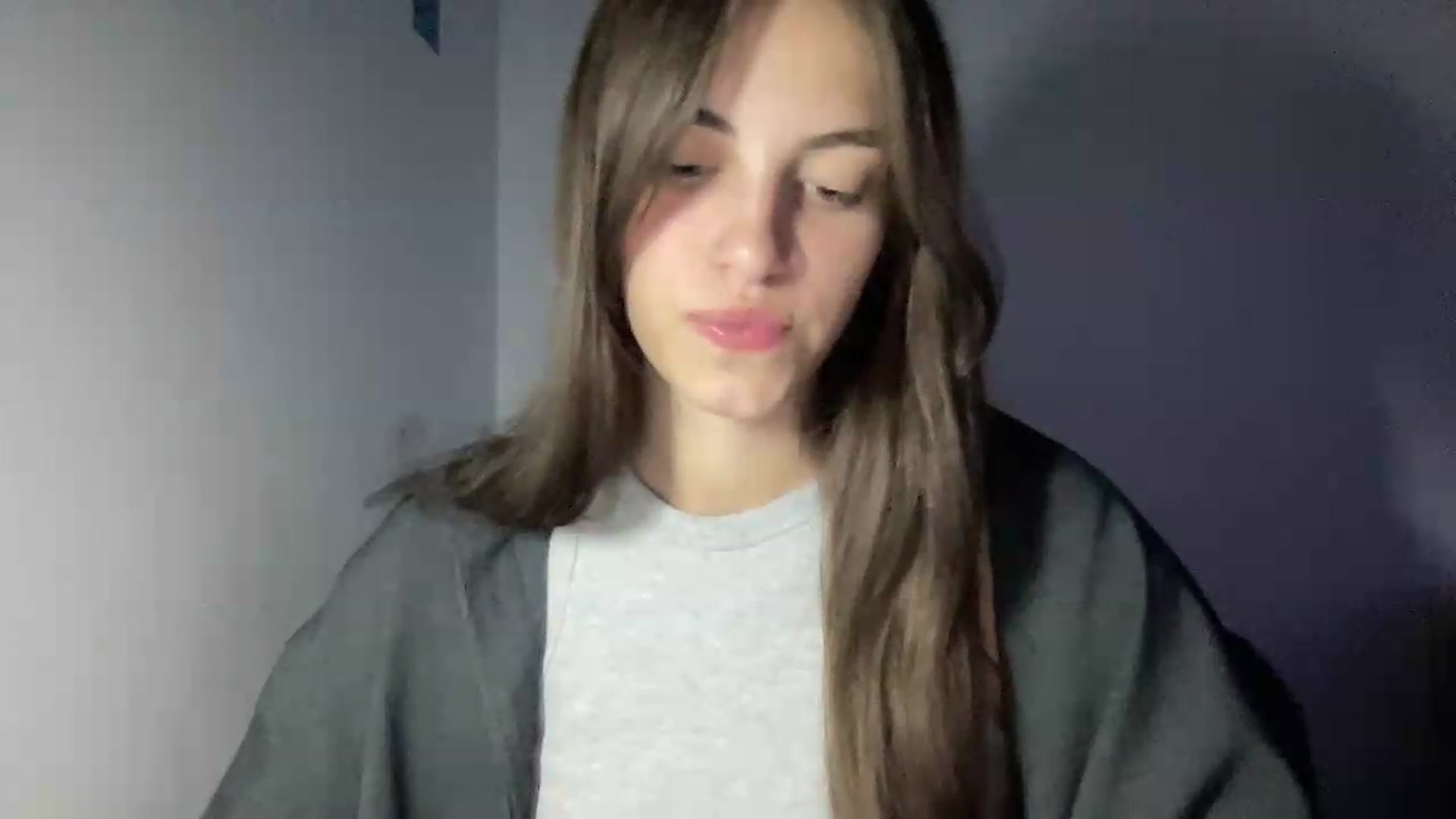 Gallery image thumbnail from Dashamoxy's myfreecams stream on, 07/07/2026, 17:27 image 19 of 20