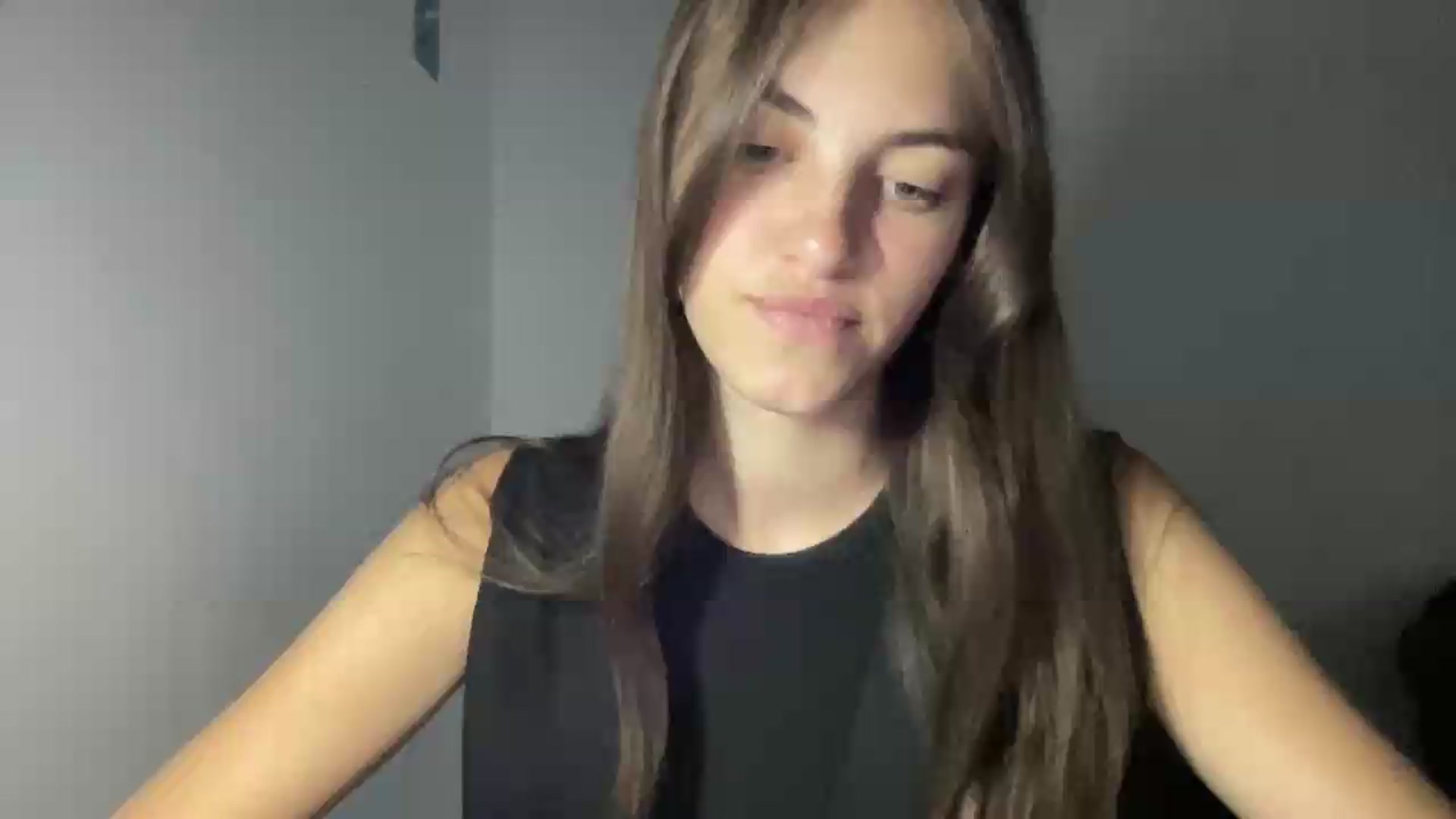 Gallery image thumbnail from Dashamoxy's myfreecams stream on, 07/13/2026, 16:21 image 14 of 20