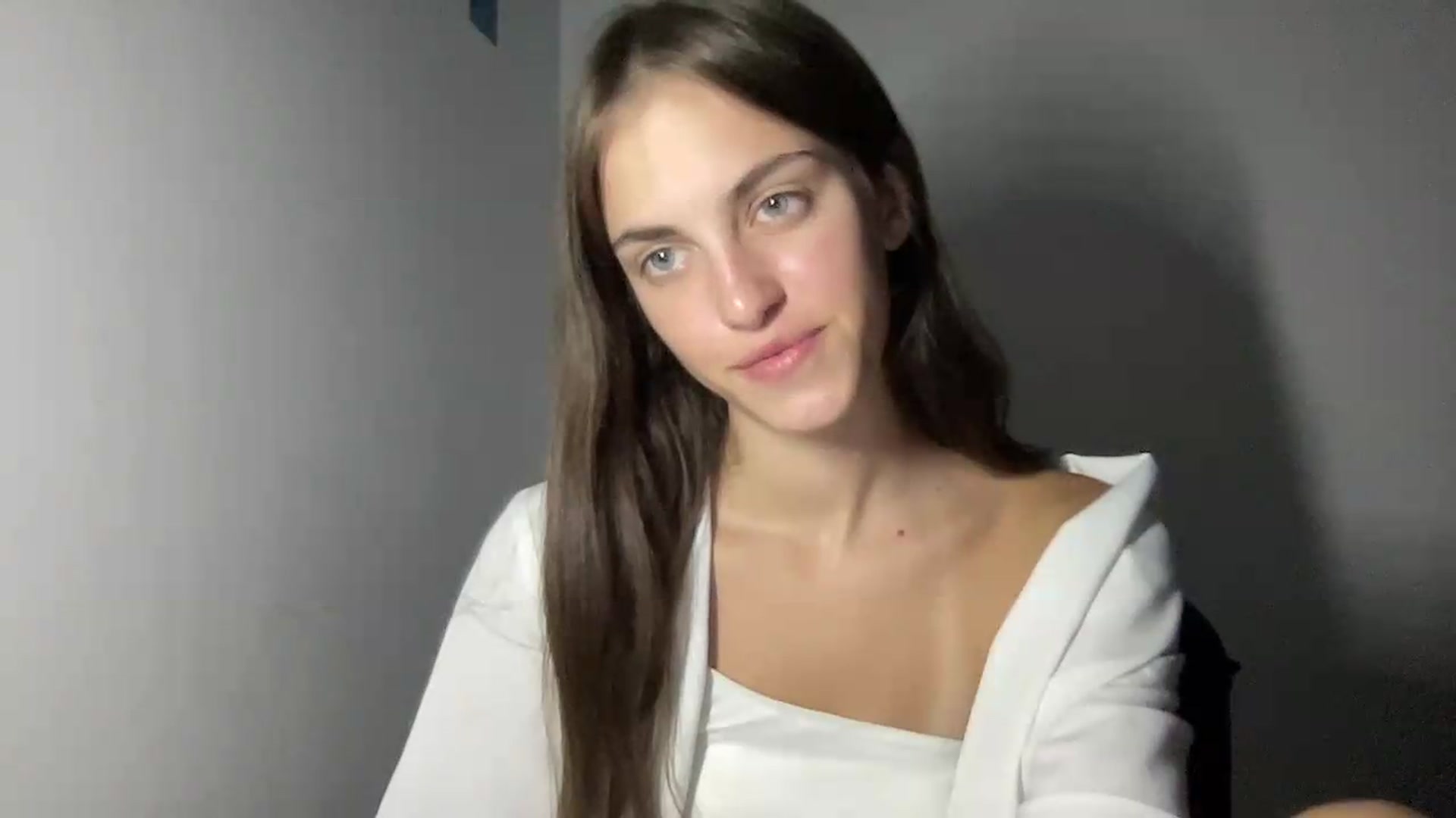 Gallery image thumbnail from Dashamoxy's myfreecams stream on, 07/17/2026, 17:50 image 20 of 20