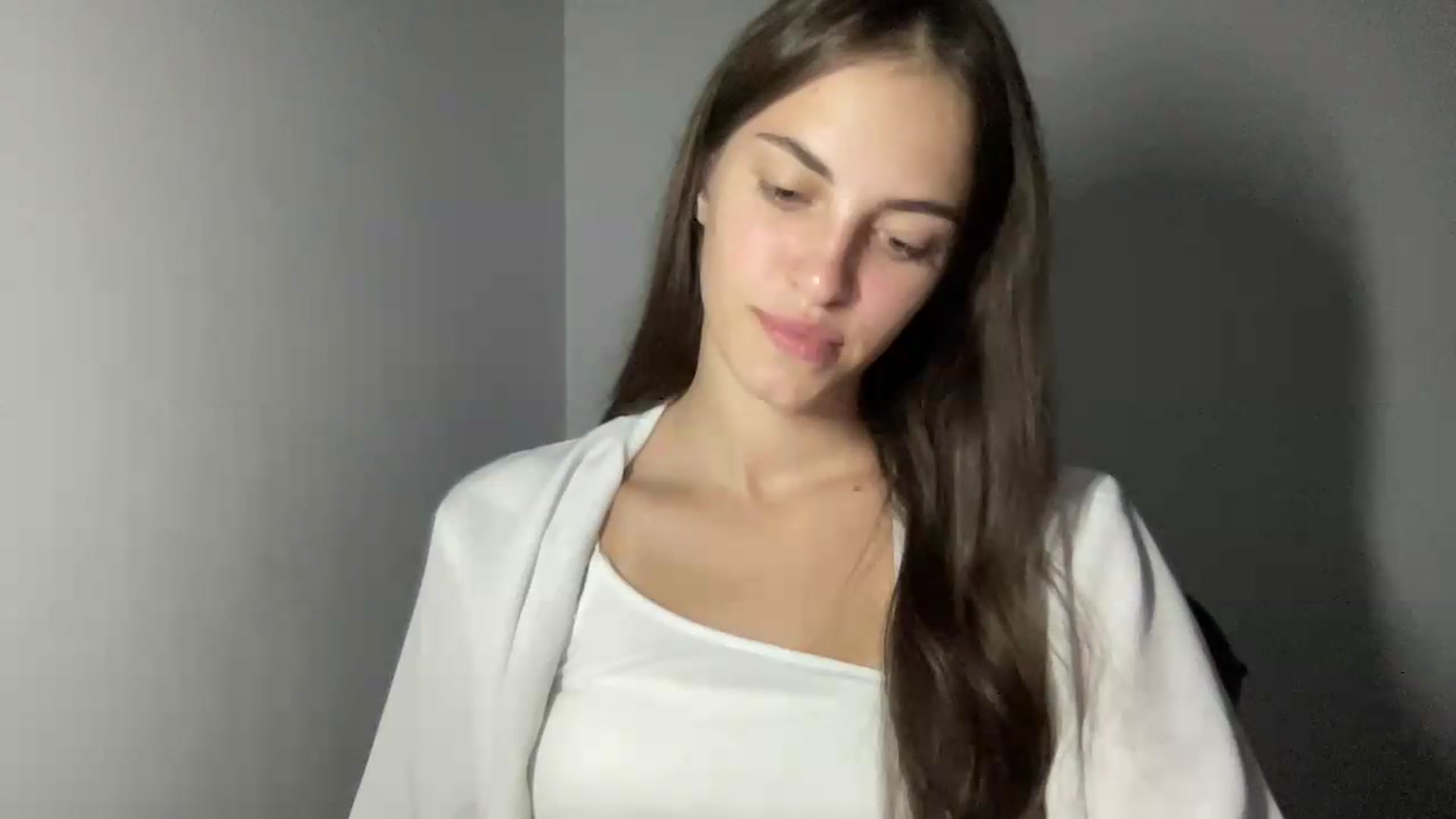 Gallery image thumbnail from Dashamoxy's myfreecams stream on, 07/17/2026, 17:50 image 11 of 20
