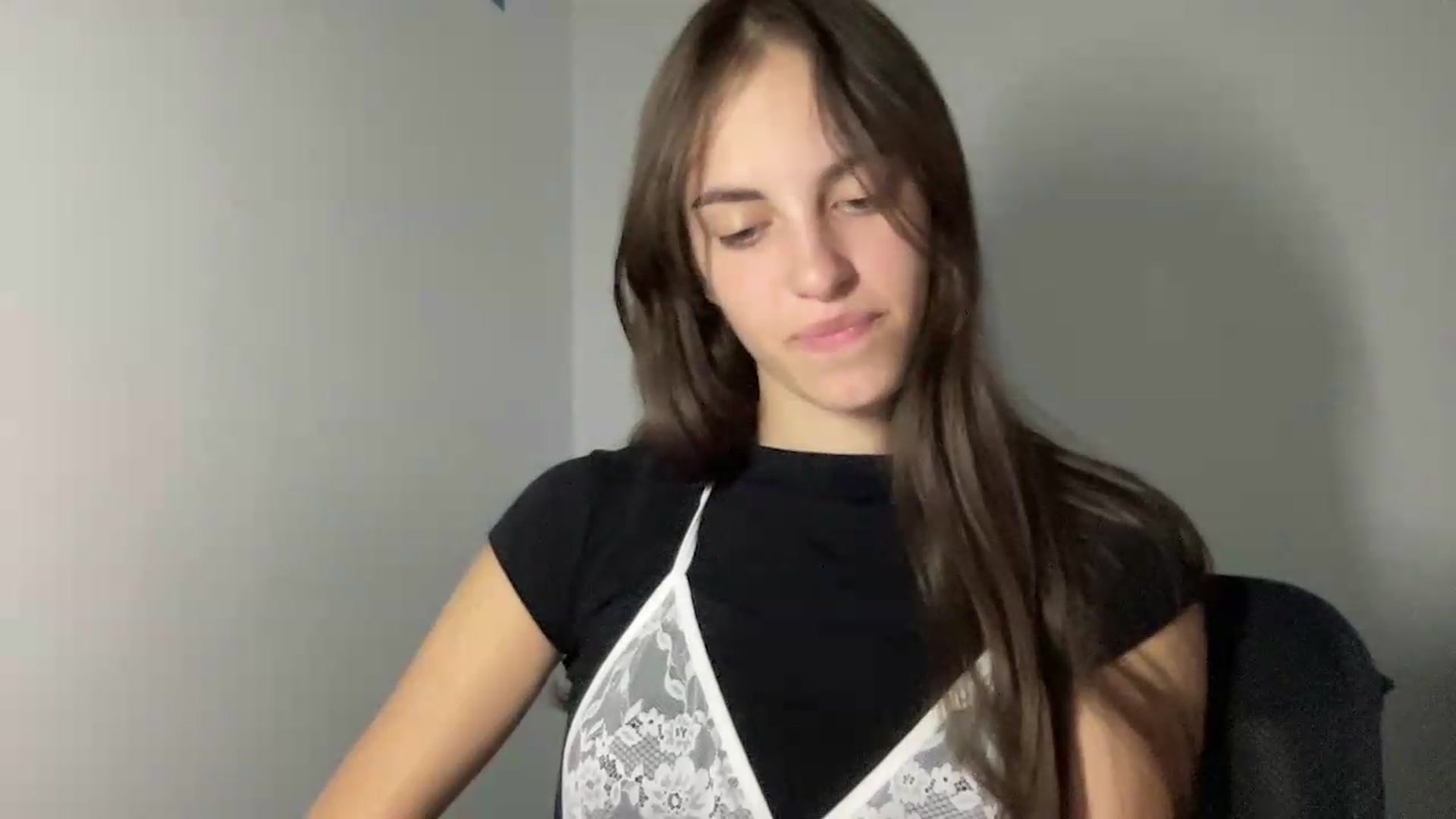 Gallery image thumbnail from Dashamoxy's myfreecams stream on, 07/23/2026, 14:59 image 15 of 20
