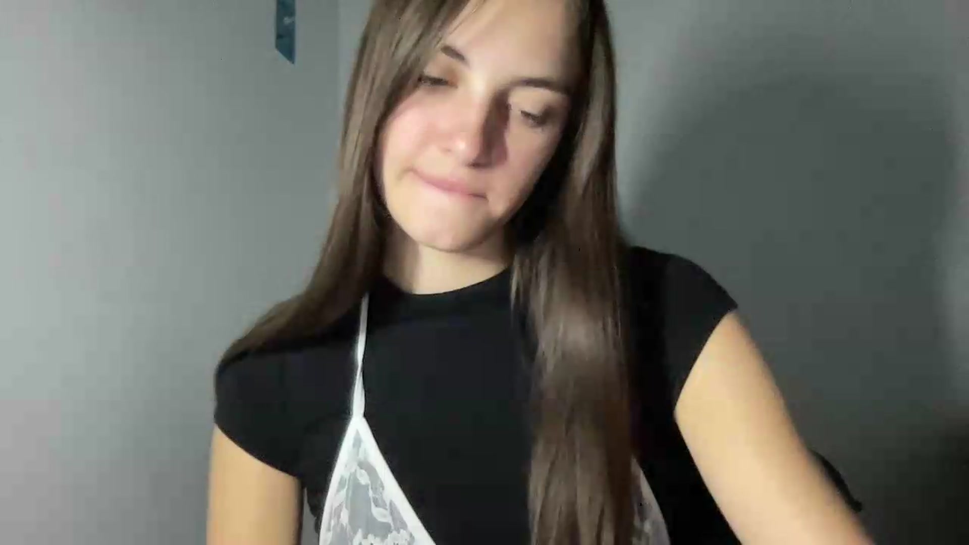 Gallery image thumbnail from Dashamoxy's myfreecams stream on, 07/23/2026, 15:53 image 6 of 20
