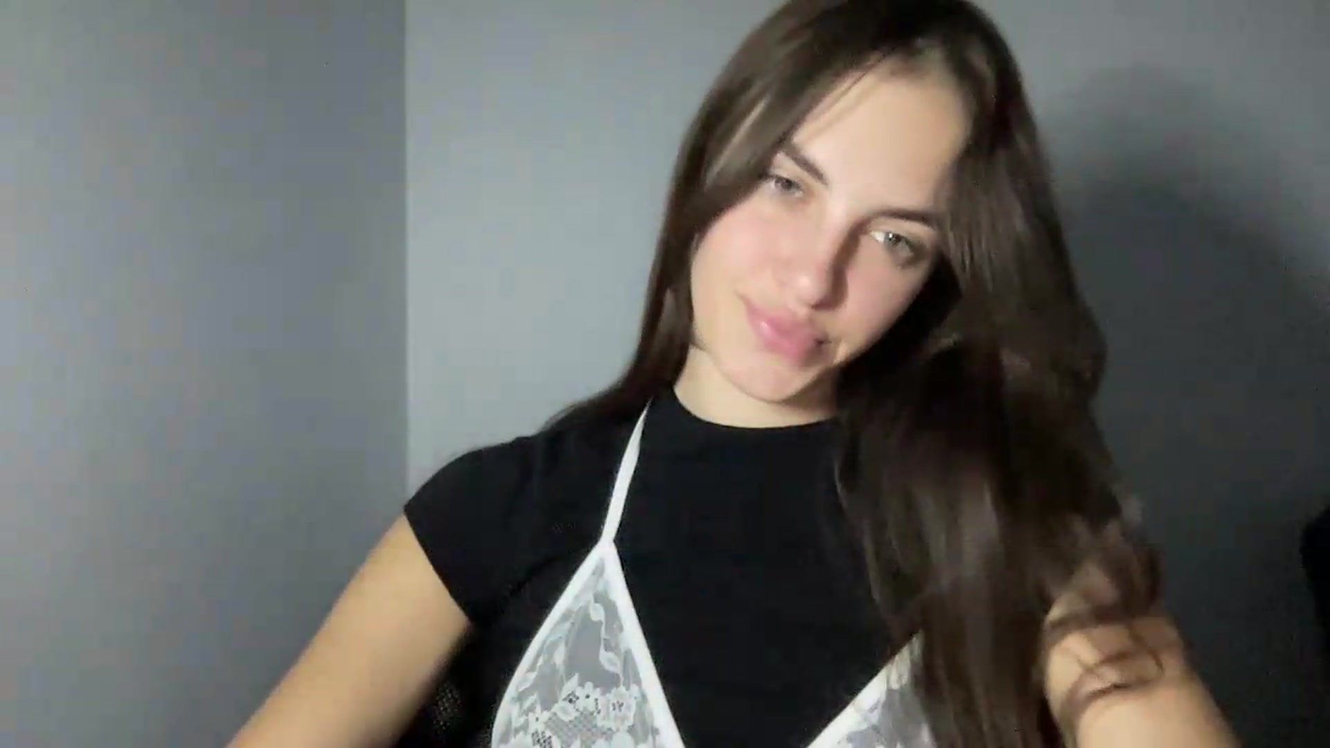 Gallery image thumbnail from Dashamoxy's myfreecams stream on, 07/23/2026, 15:53 image 17 of 20