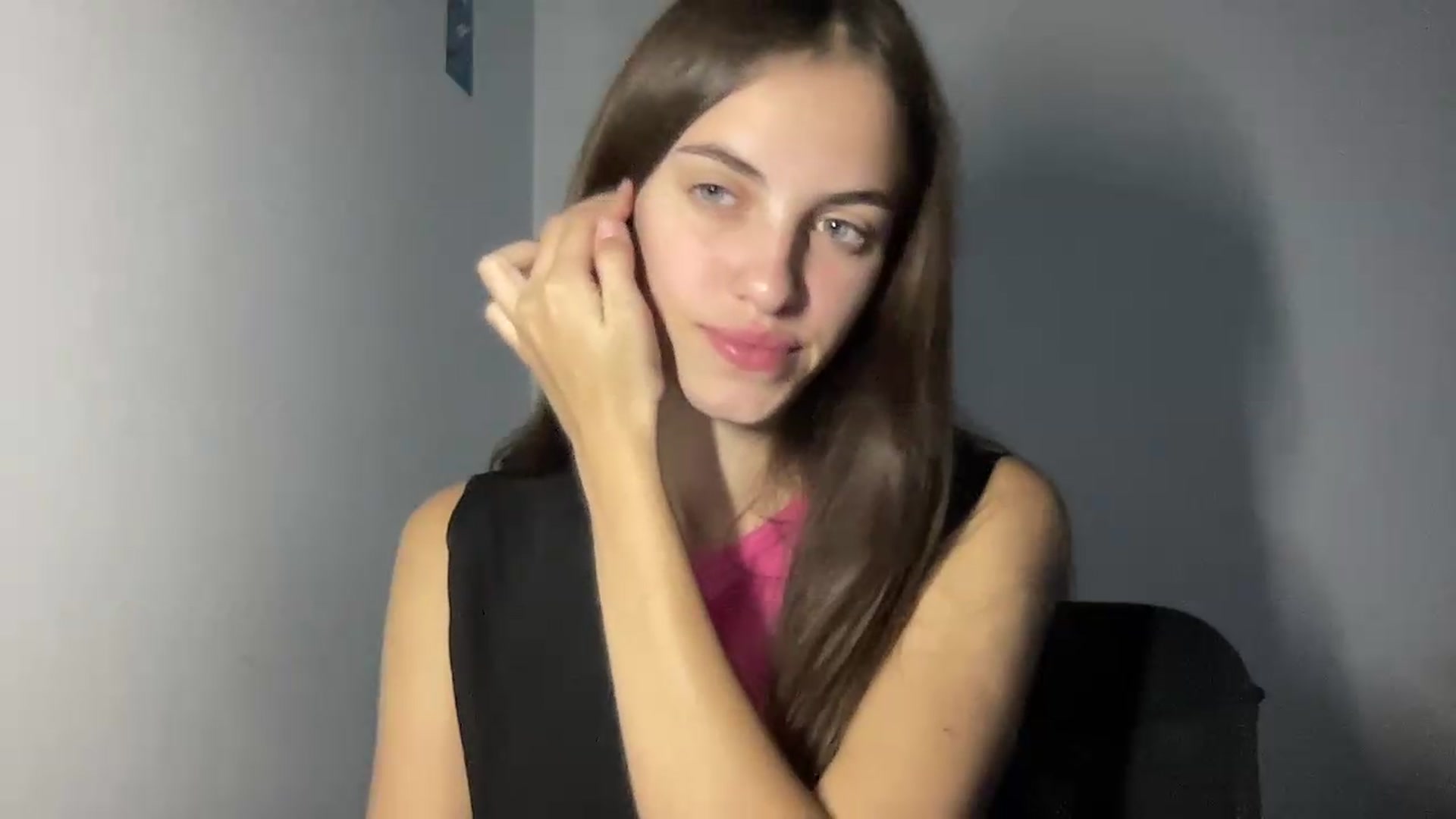 Gallery image thumbnail from Dashamoxy's myfreecams stream on, 07/28/2026, 16:50 image 11 of 20