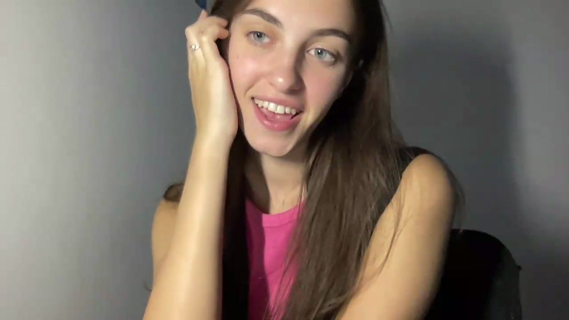 Gallery image thumbnail from Dashamoxy's myfreecams stream on, 07/28/2026, 17:35 image 14 of 20