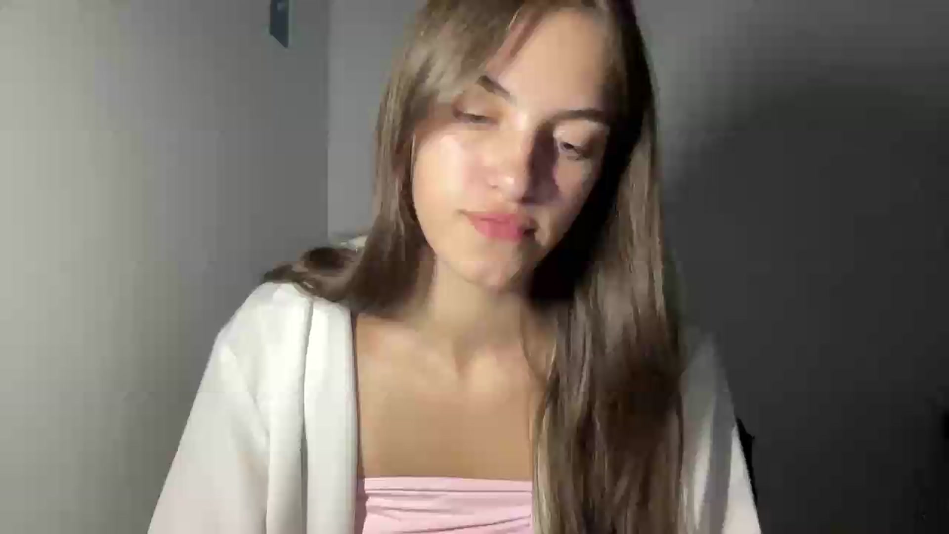 Gallery image thumbnail from Dashamoxy's myfreecams stream on, 07/29/2026, 18:32 image 10 of 20