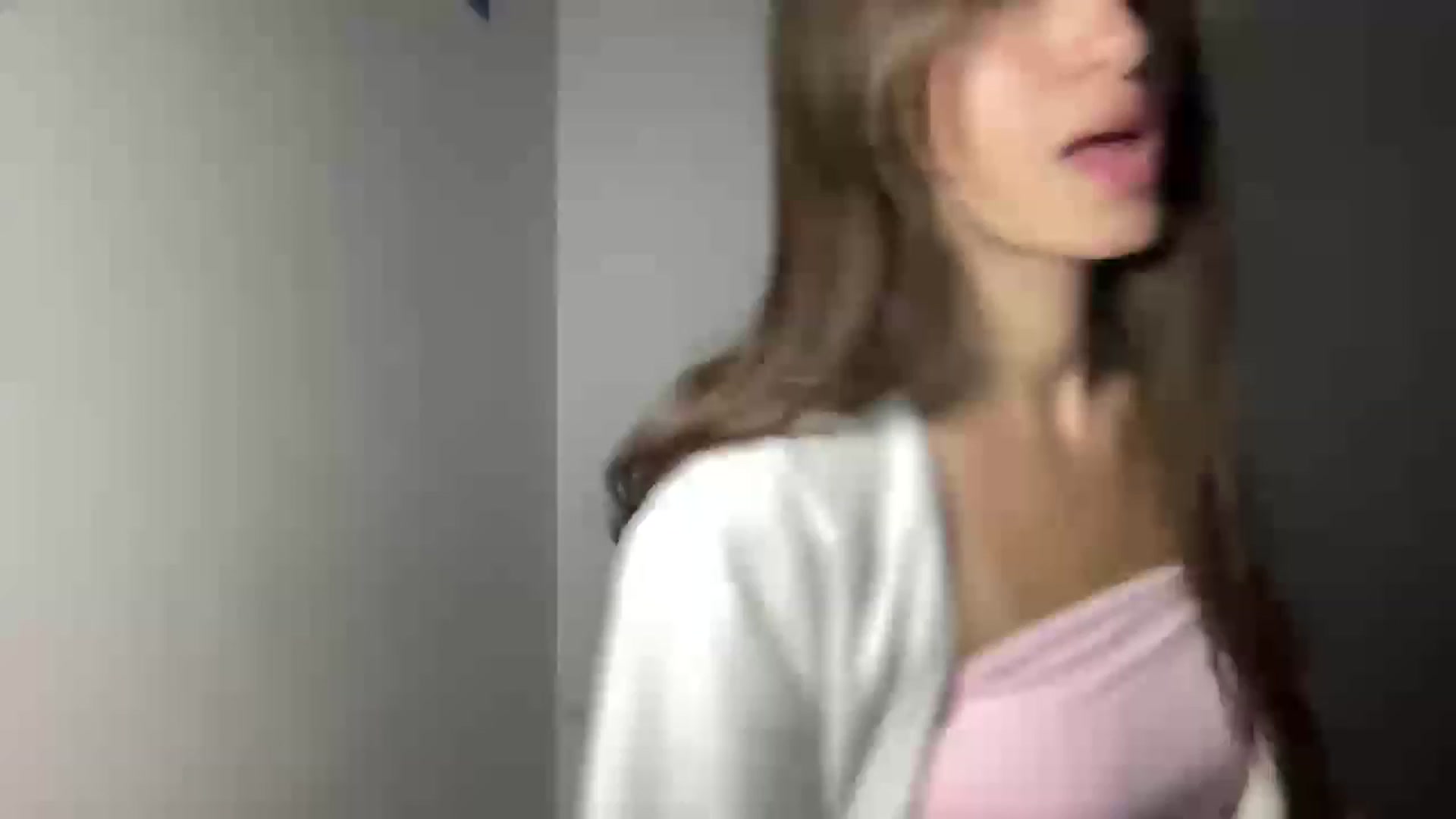 Gallery image thumbnail from Dashamoxy's myfreecams stream on, 07/29/2026, 18:32 image 19 of 20